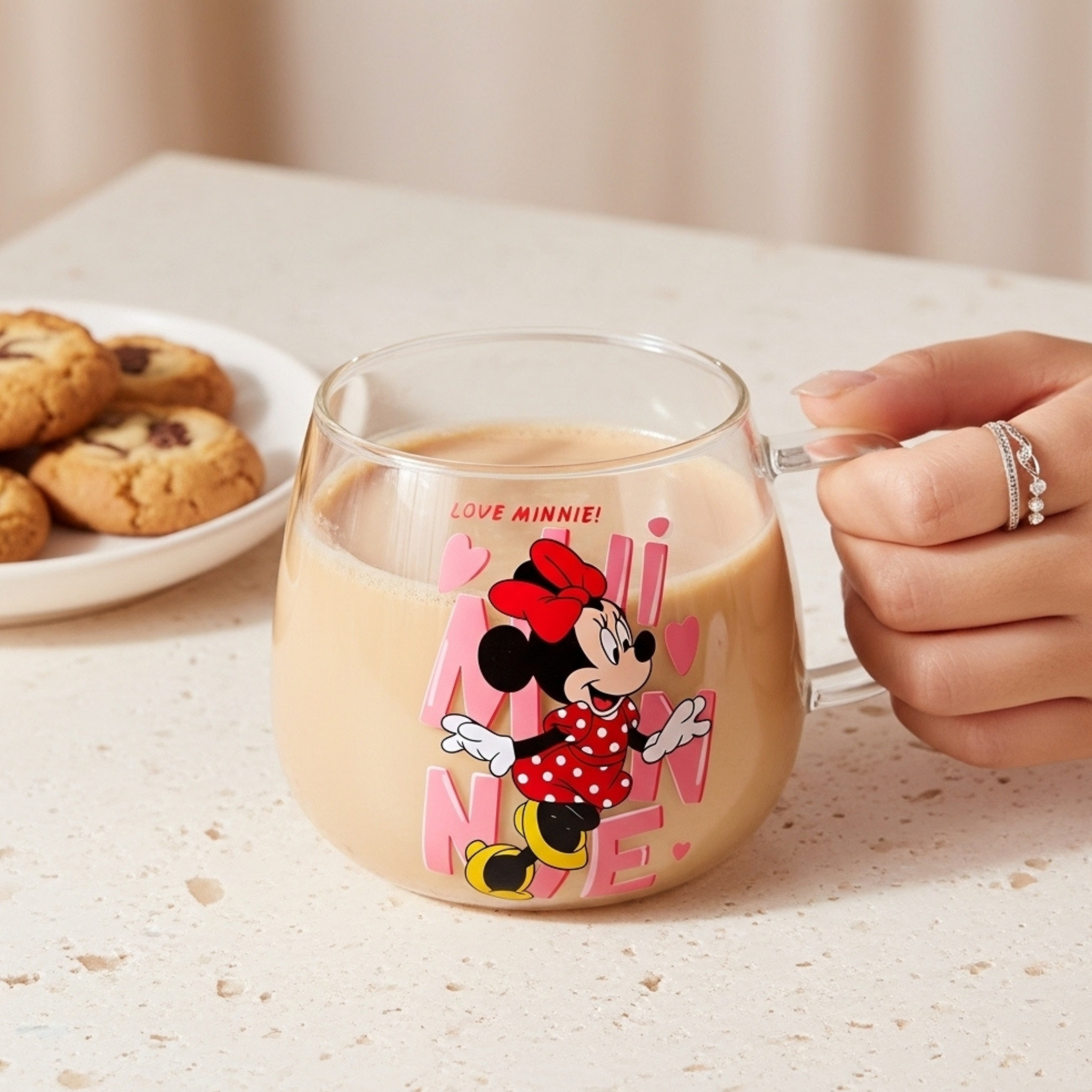 Tasse en verre décorée Minnie – Mug fun et adorable pour enfants & fans