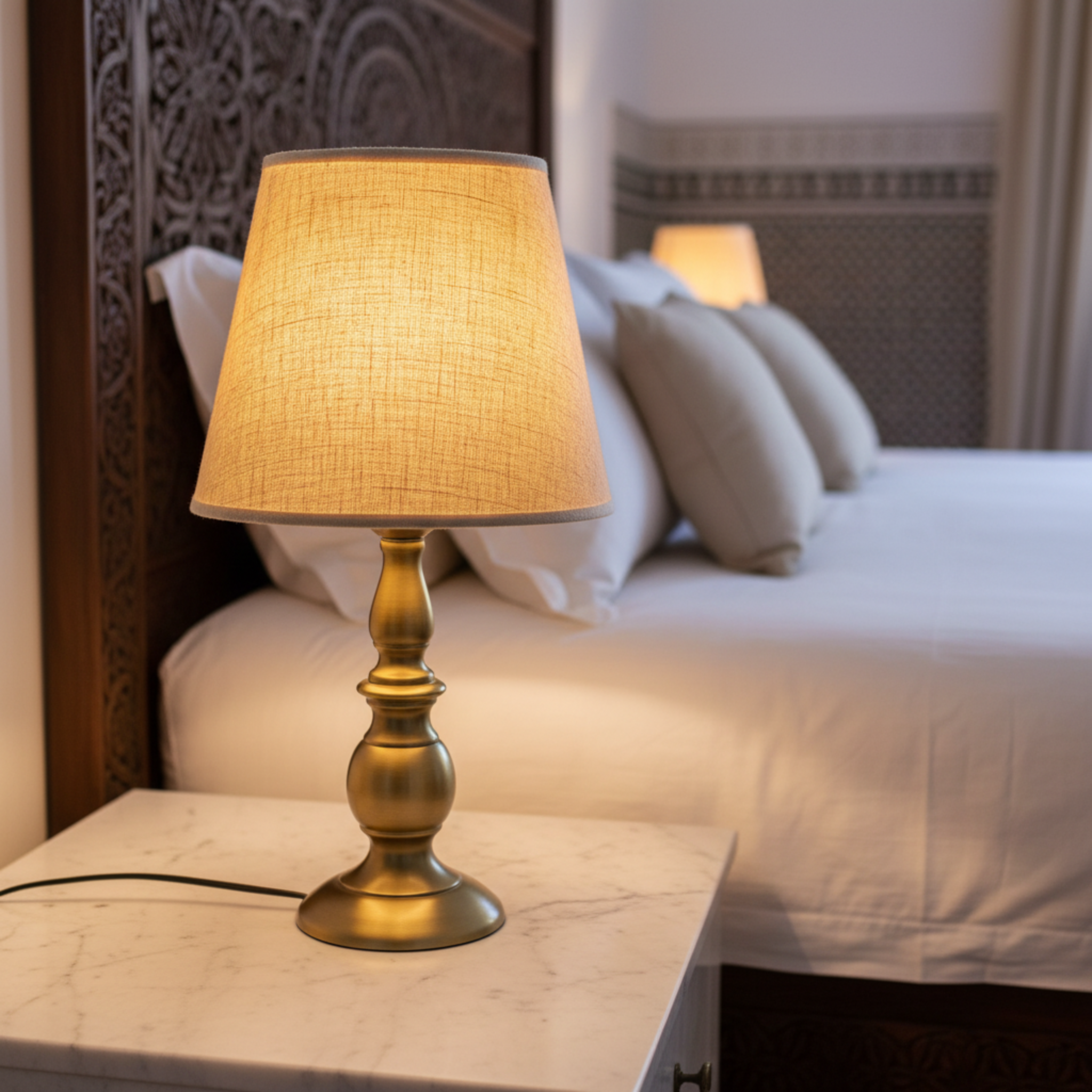 Lampe de Table Laiton Doré Abat-Jour Beige | Fiolla Home Tunisie