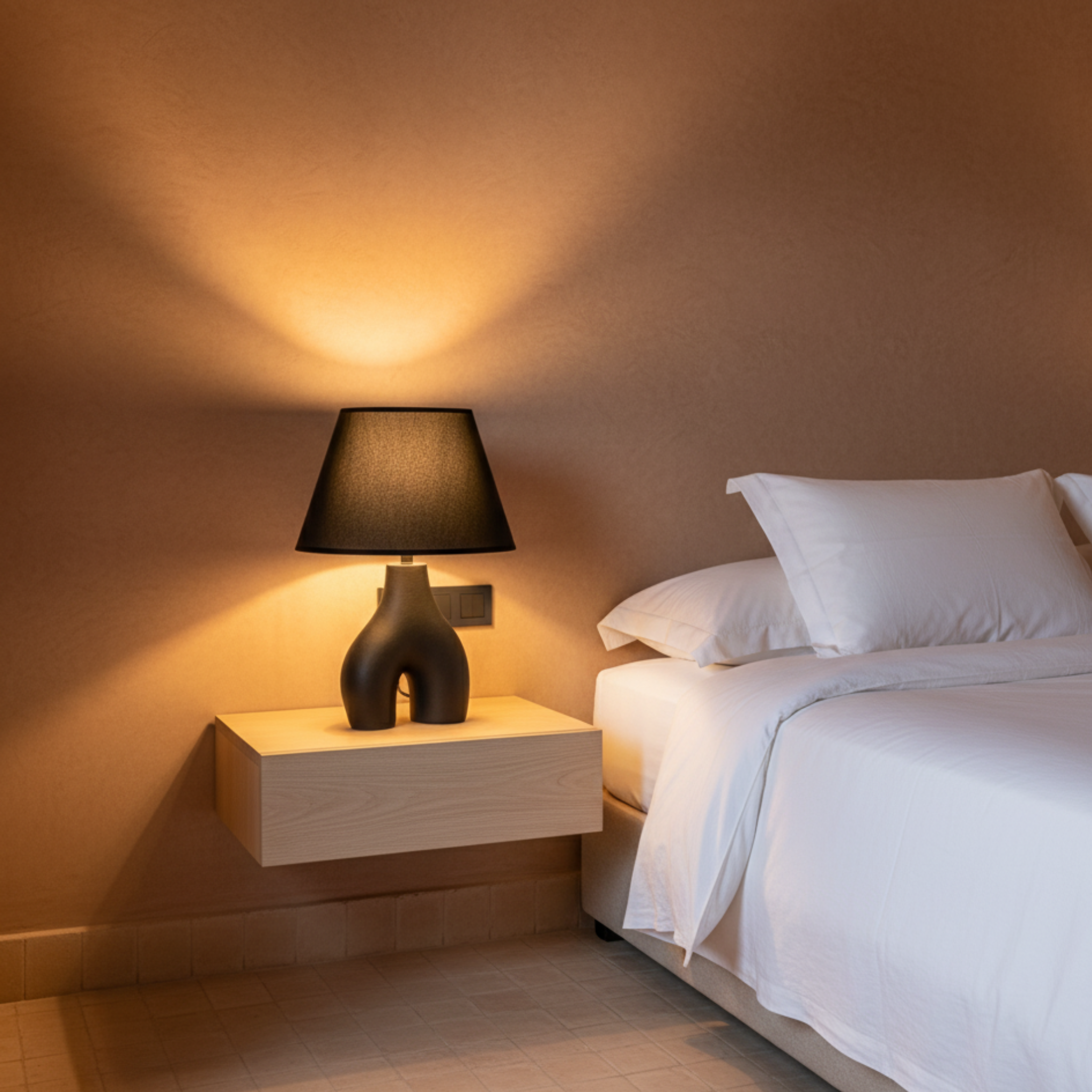 Veilleuse Sculpturale Noire Tunisie | Abat-jour Tissu | Fiolla Home