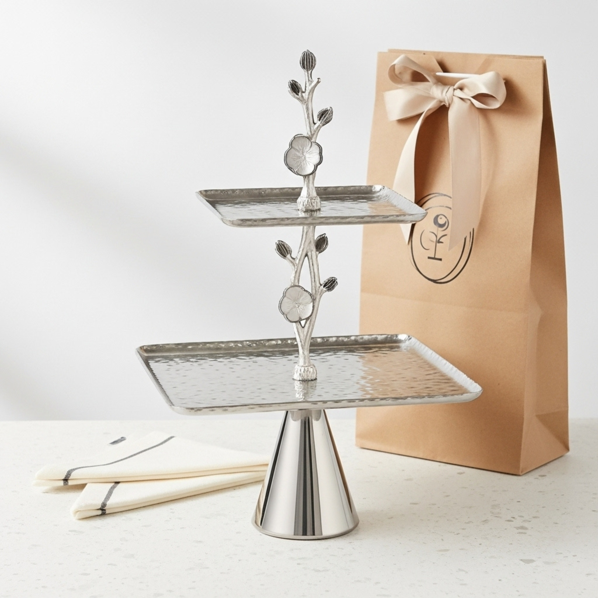 Présentoir Inox 2 étages – Design Fleur Premium | Fiolla Home