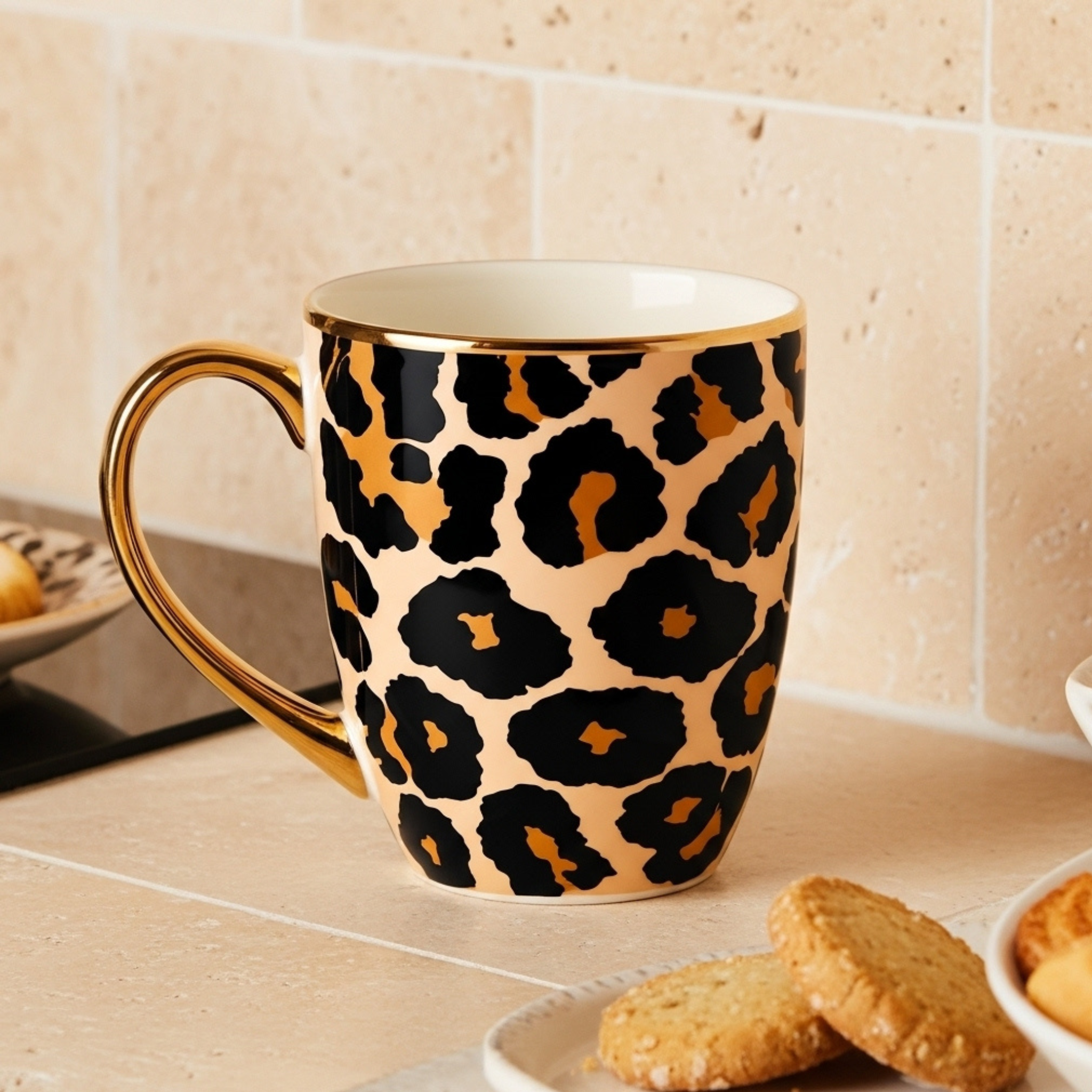 Mug Léopard Doré – Élégance Sauvage en Céramique Fiolla Home