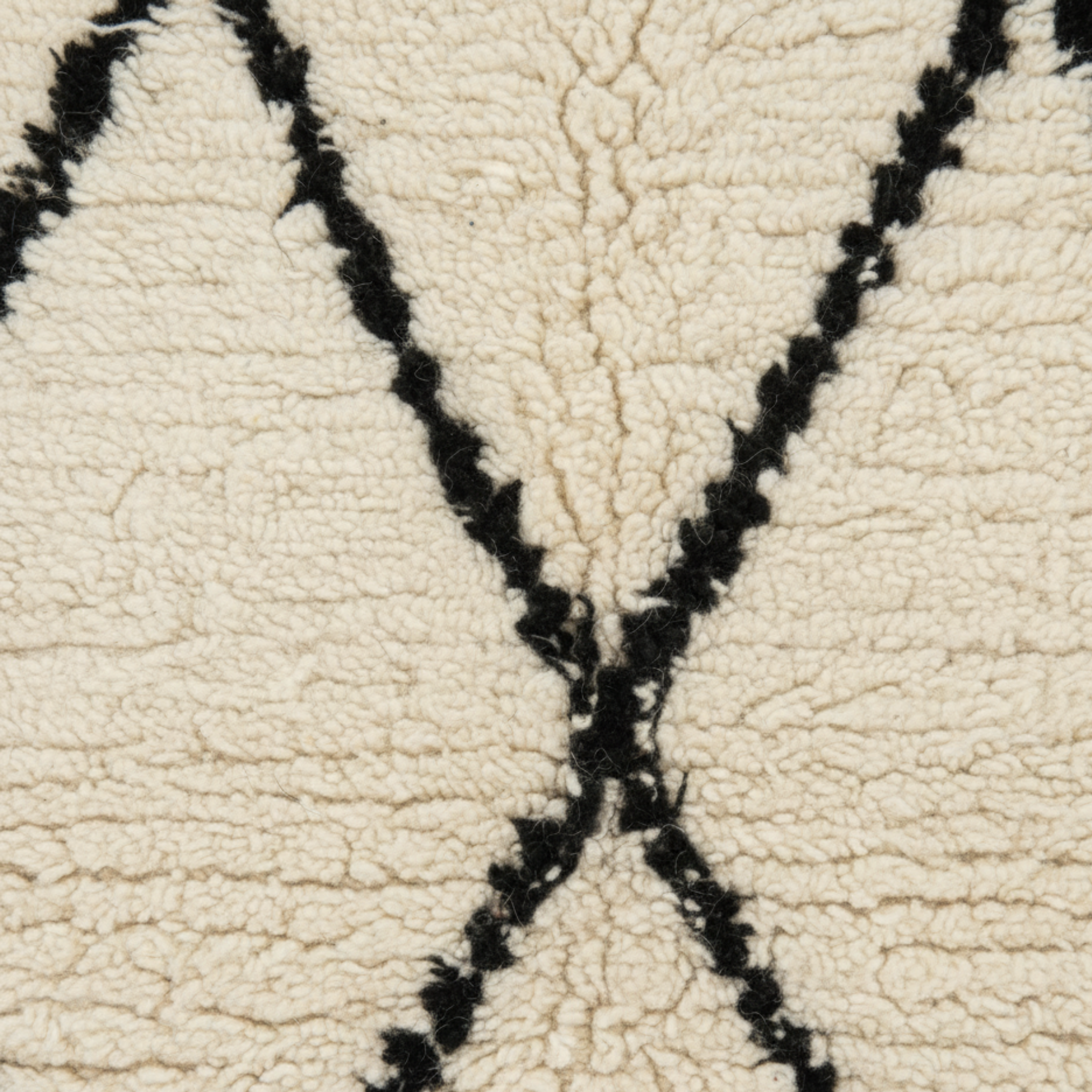 Tapis Berbère Laine Tissé Main Tunisie | Motif losanges | Fiolla Home
