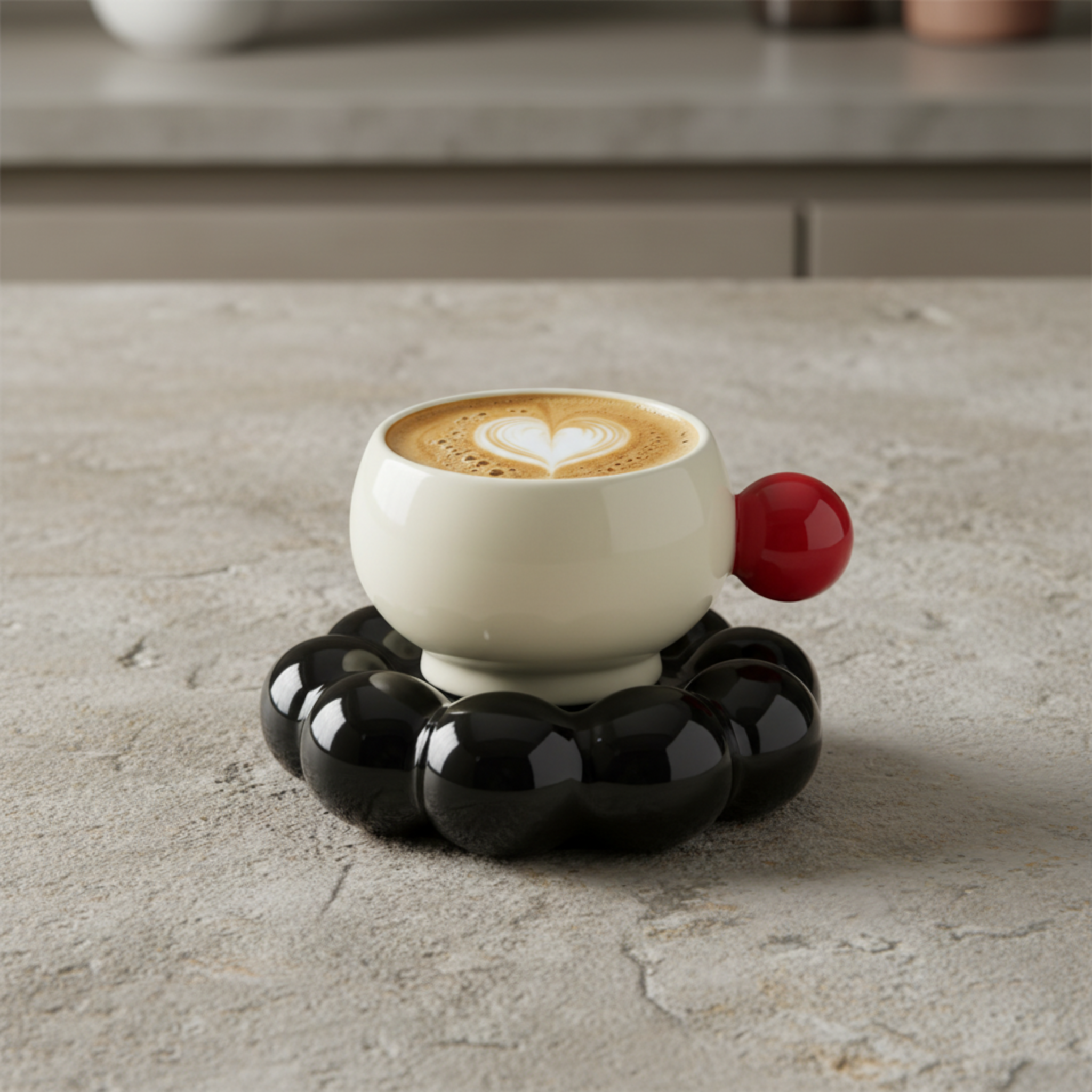 Tasse Design "Bubble" Céramique – Soucoupe Noire & Anse Rouge