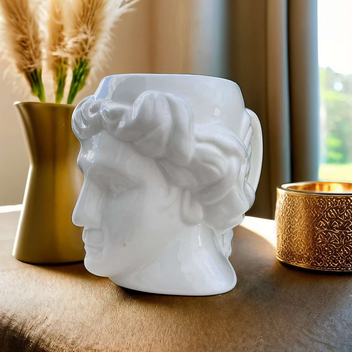Tasse en Céramique Sculptée | Design Tête Antique Élégante | Fiolla Home
