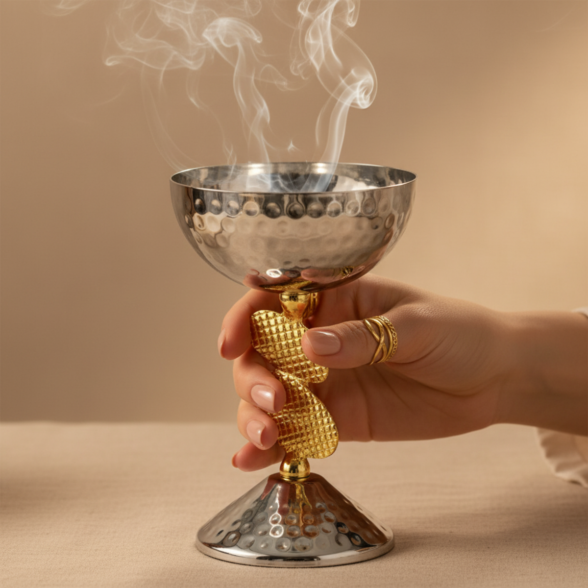 Mabkhara Prestige – Encensoir Cuivre Indien Martelé Argent & Or