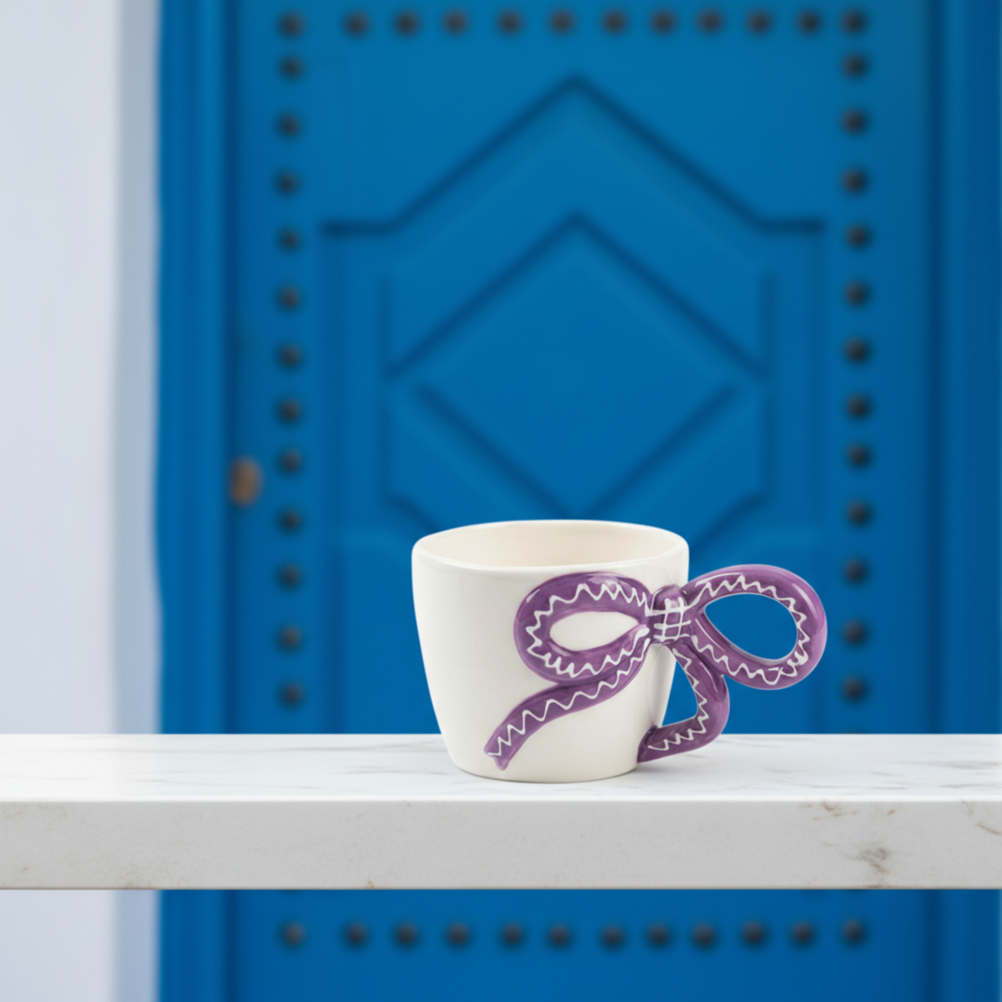 Mug Céramique "Bow" Violet – Tasse Design Nœud Tendance & Chic