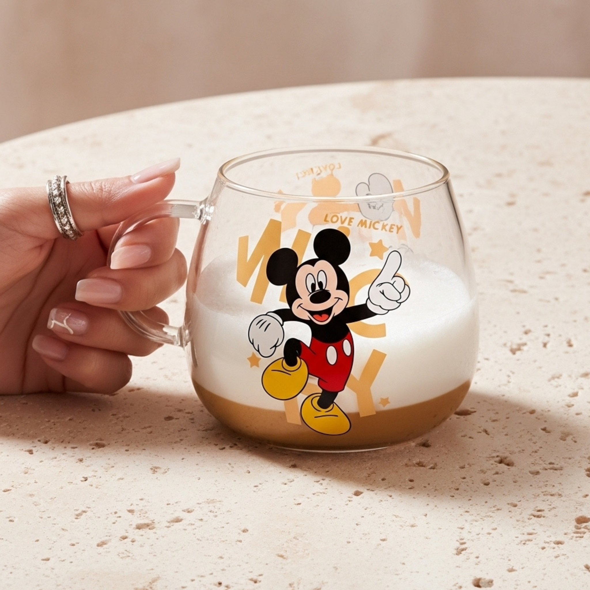Tasse en verre décorée Mickey – Mug fun et ludique pour enfants & fans