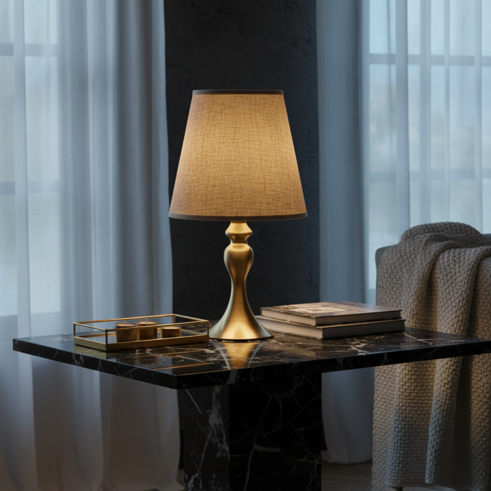 Lampe de Table Dorée avec Abat-Jour Tissu – Style Naturel Chic