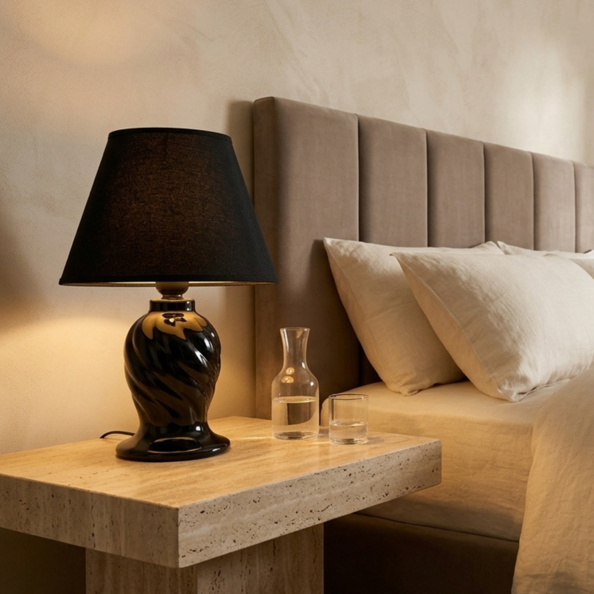 Lampe à Poser Noire Tunisie | Chevet Céramique Torsadée | Fiolla Home