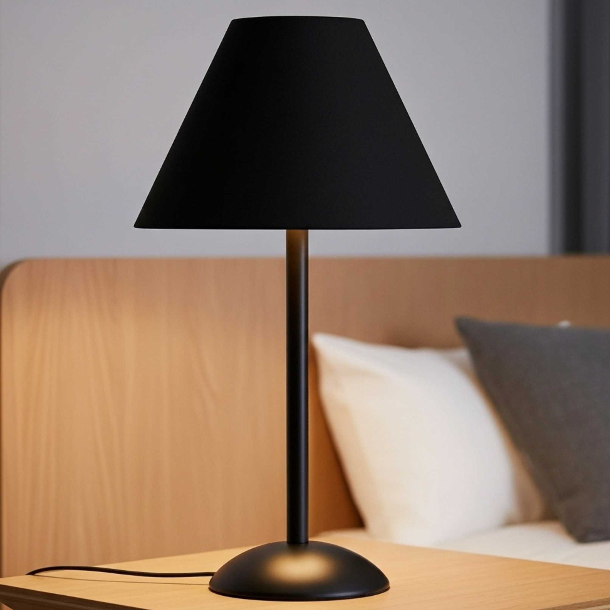 Lampe de table Noire Minimaliste