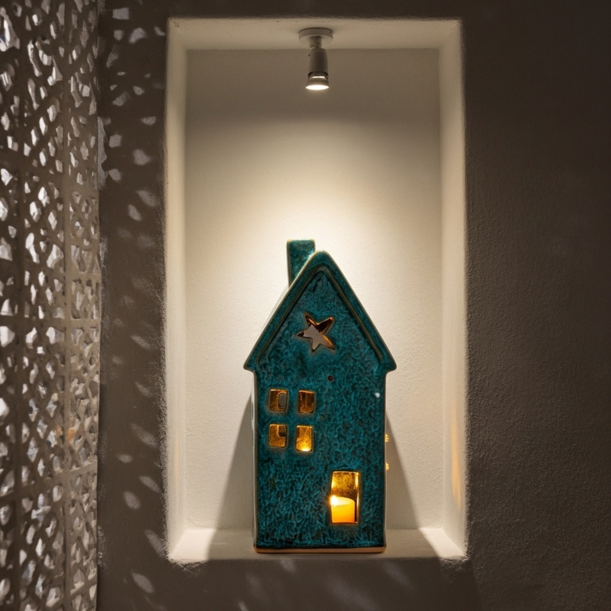 Cache-Bougie Maison en Céramique Turquoise – Fait Main en Tunisie