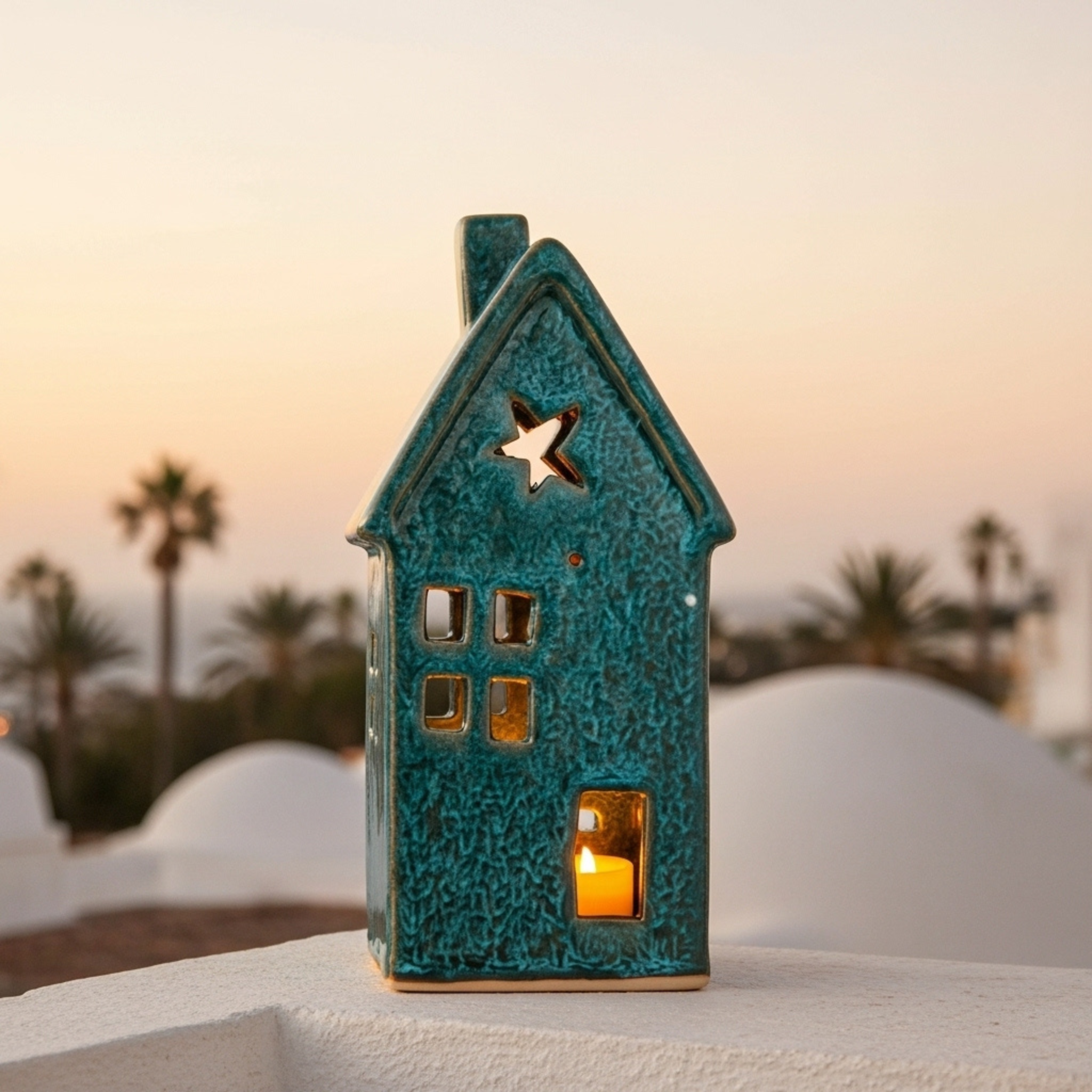 Cache-Bougie Maison en Céramique Turquoise – Fait Main en Tunisie