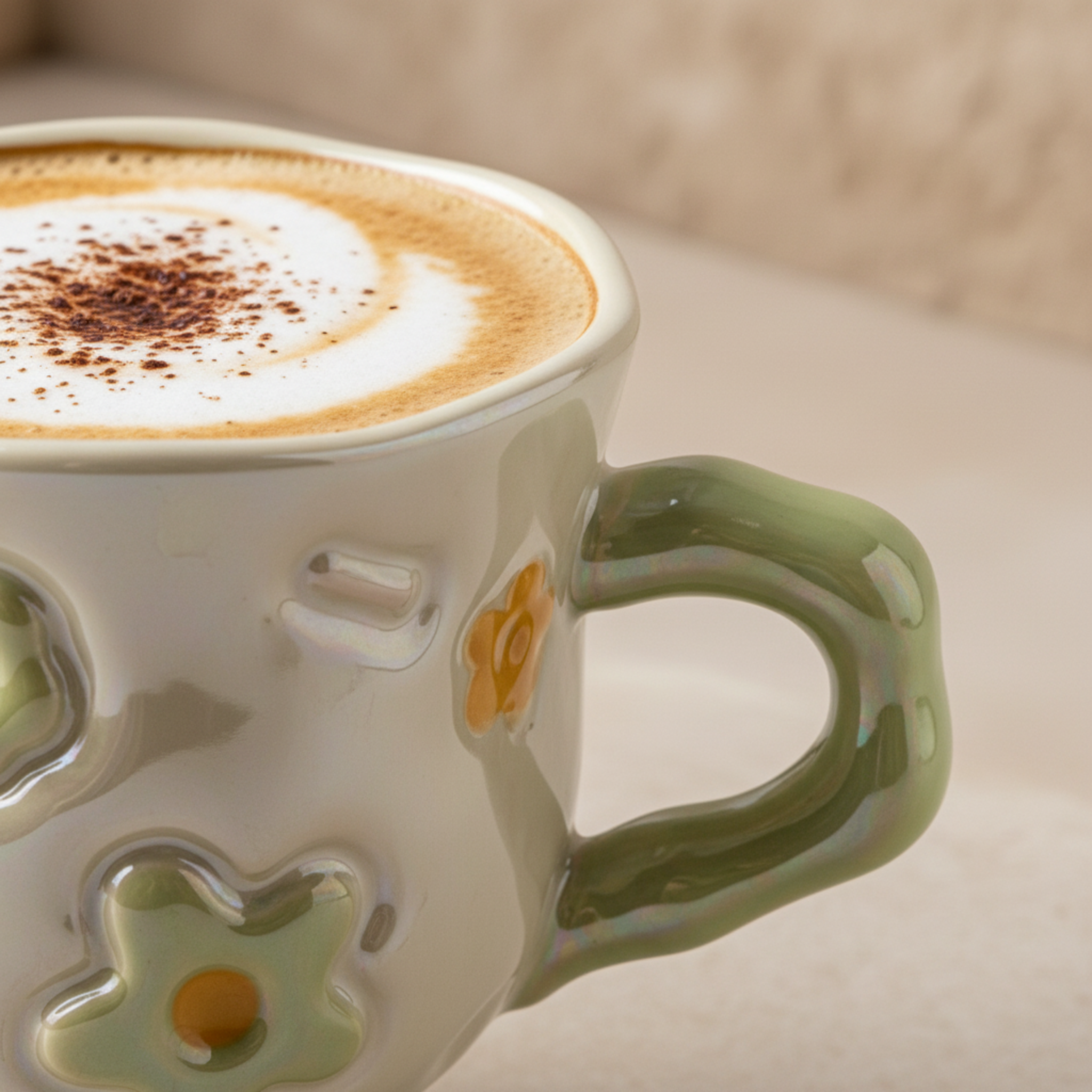 Mug Vert Design Fleur en Relief en Céramique – Style Moderne Tunisie