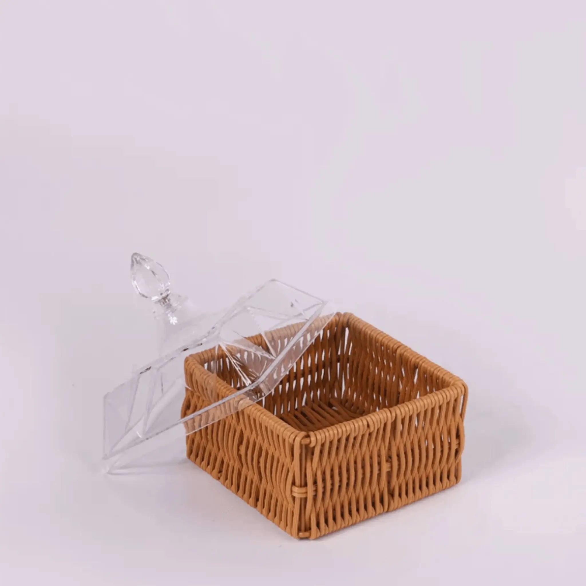 Boîte de rangement pratique pour fruits secs, design moderne avec couvercle.