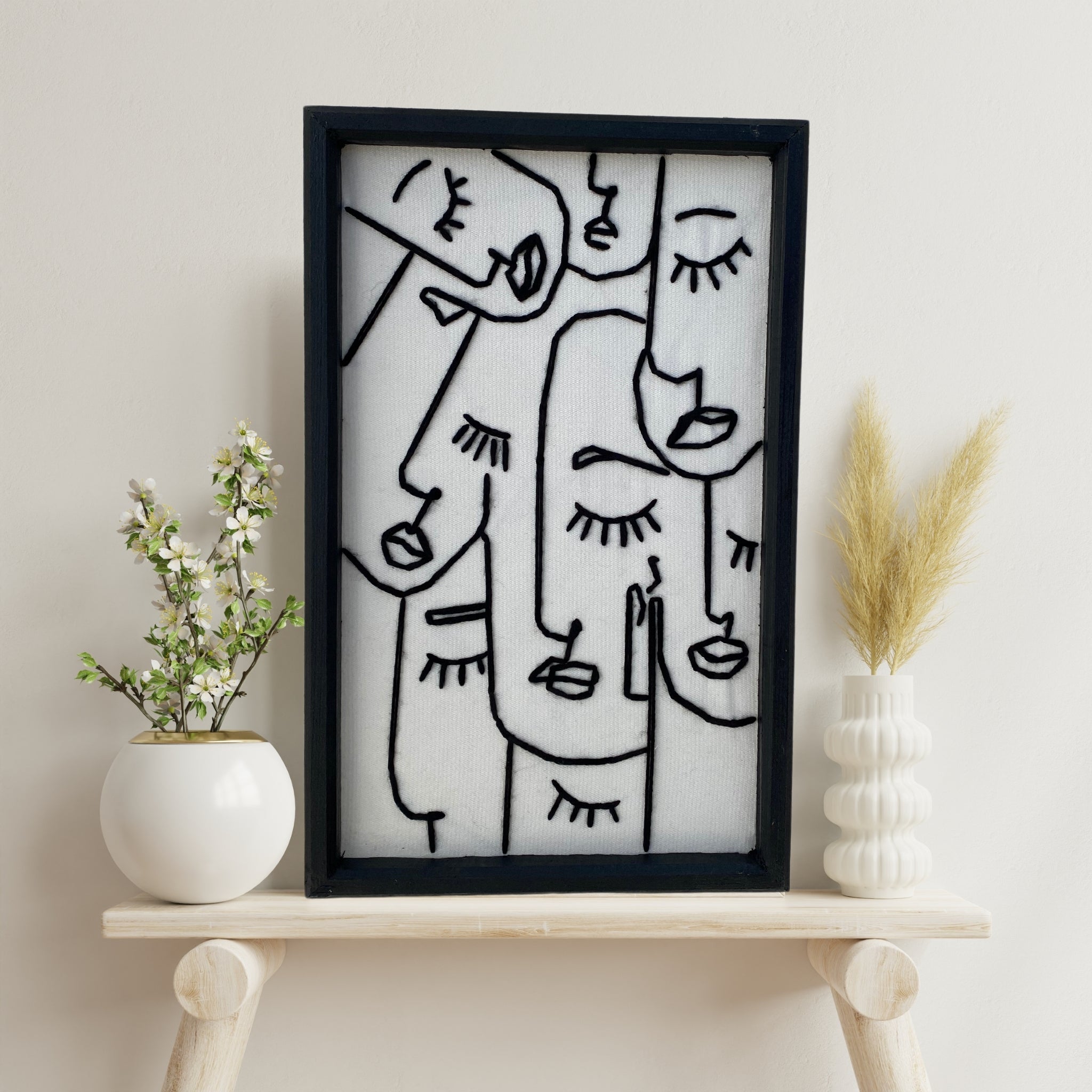 Decoration murale minimaliste tableau visages