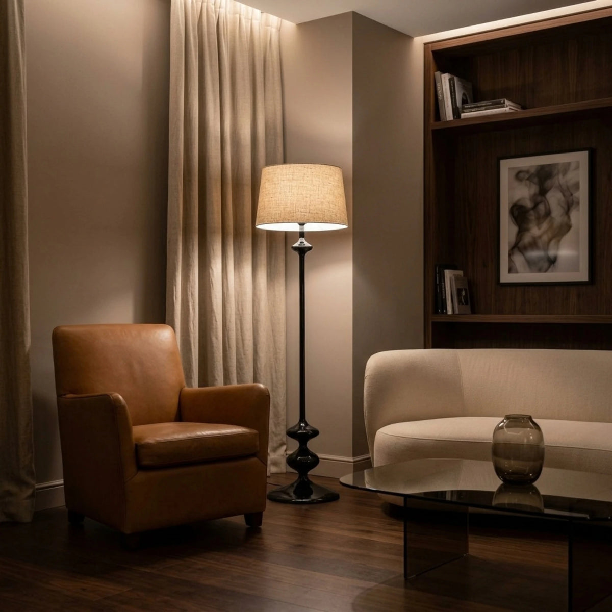 Lampadaire Noir Tunisie | Bois Tourné Pièce Unique | Fiolla Home