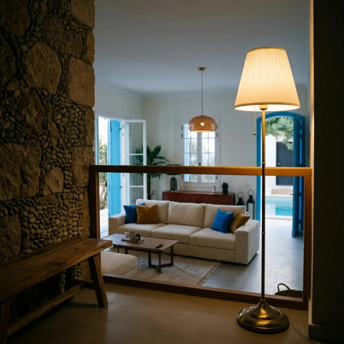 Lampadaire IKEA | Éclairage Polyvalent & Moderne | Fiolla Home