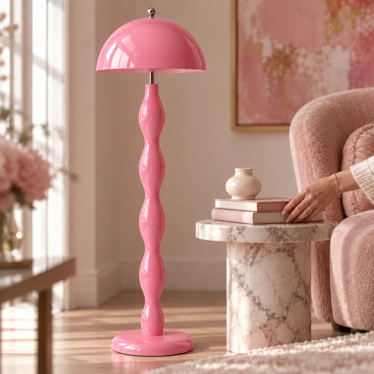 Lampadaire Rose Clair Artisanal – Pied Sculptural Tourné à la Main