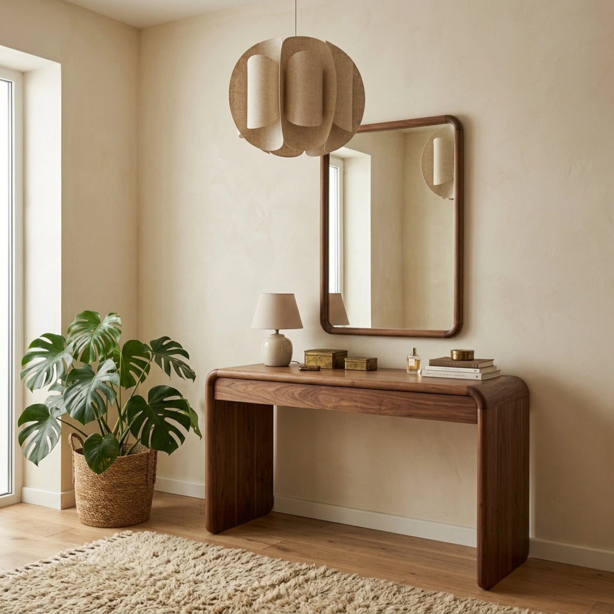 Suspension design au-dessus d’une console avec miroir en Tunisie