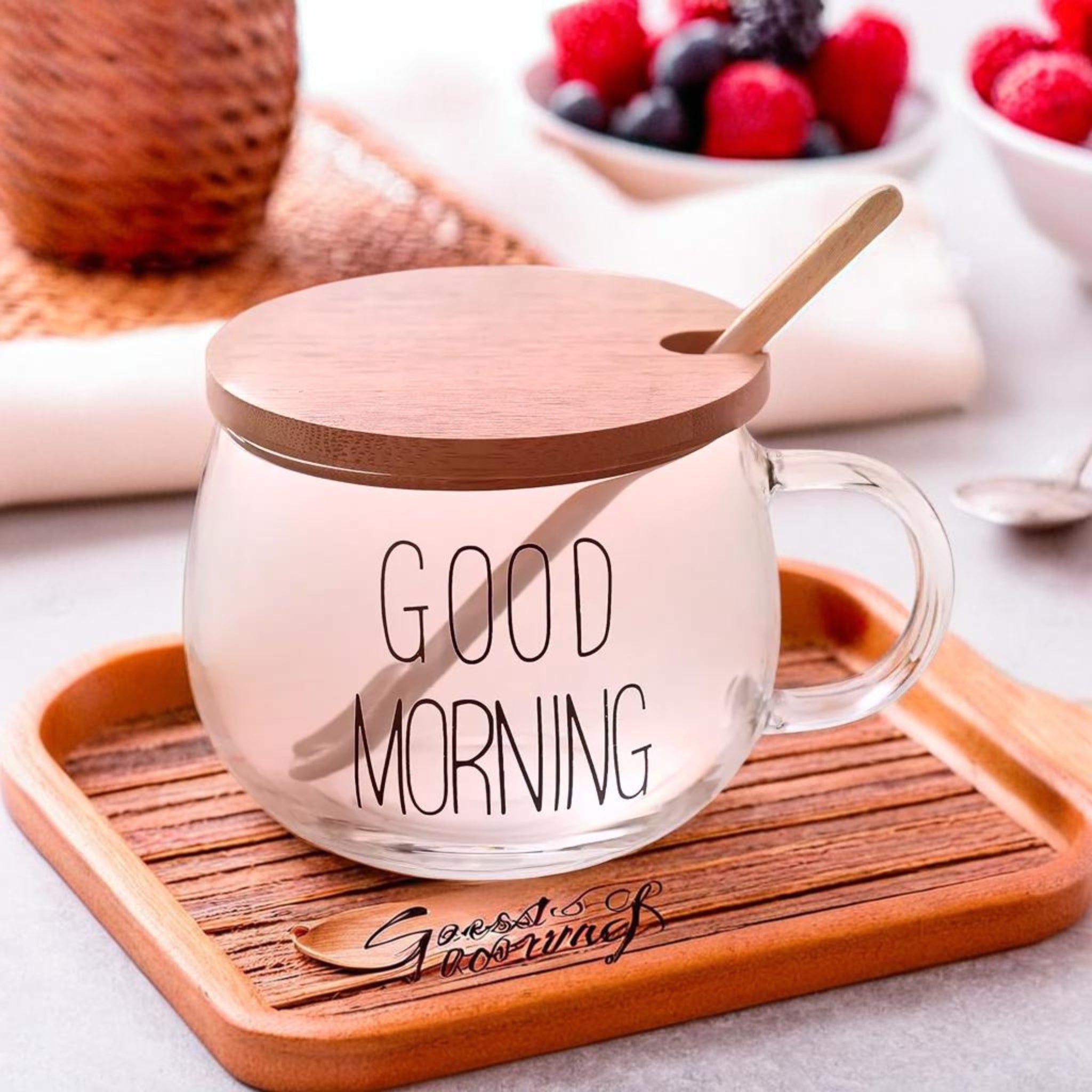 Tasse à café en verre avec inscription Good Morning, couvercle en bois et cuillère