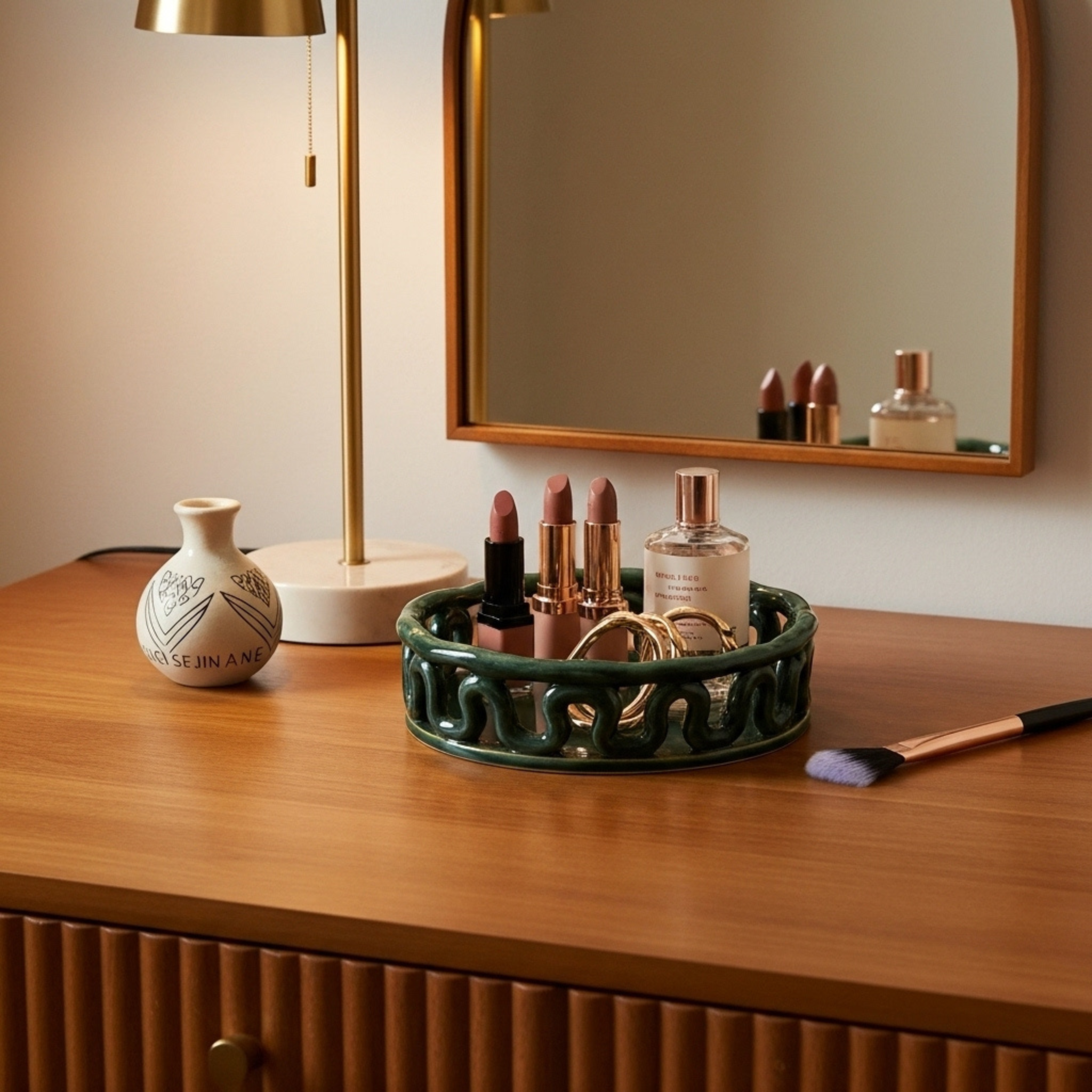 Plateau en céramique Handmade – Rond ajouré, multi-usage