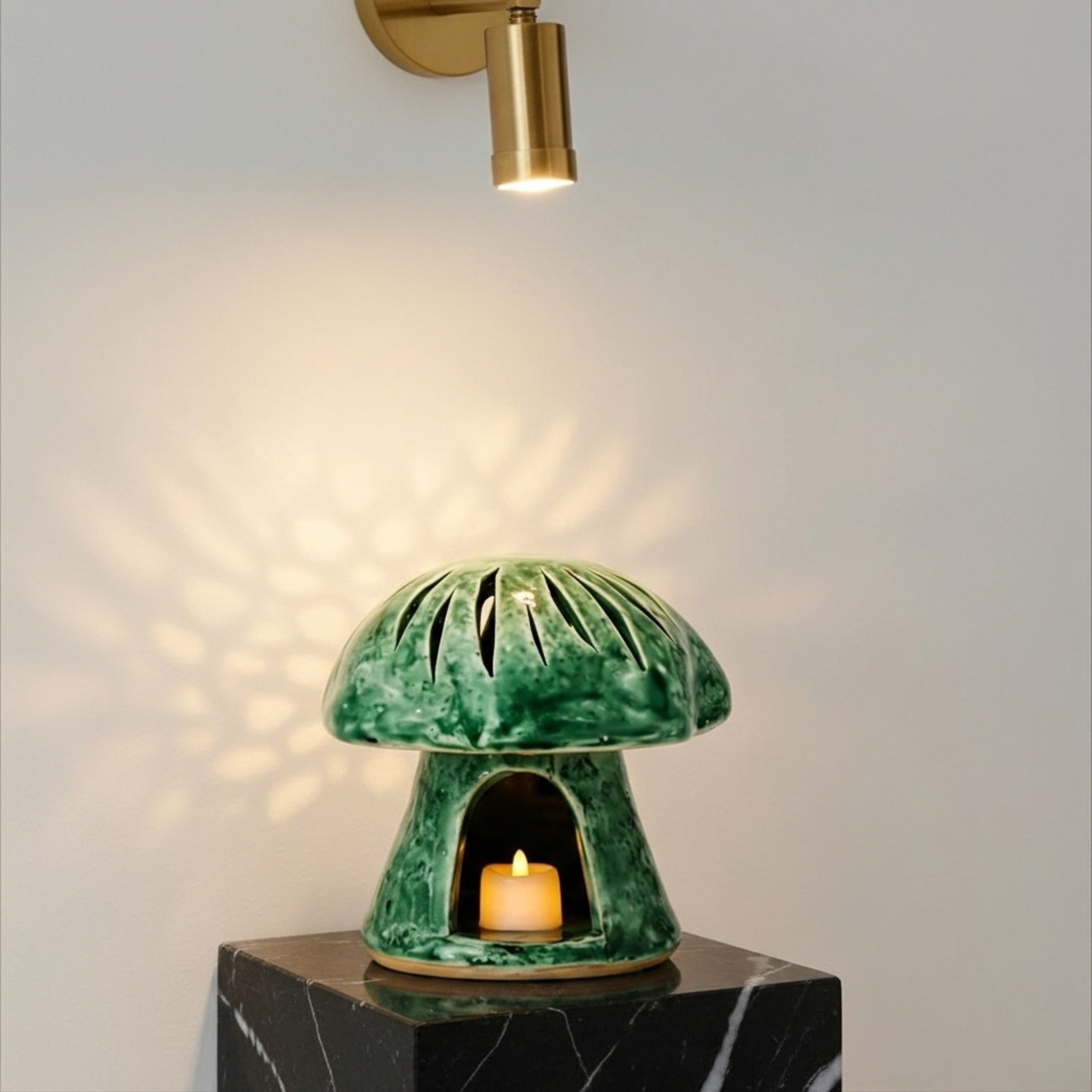 Cache-bougie Champignon en Céramique – Vert Émaillé Tunisien