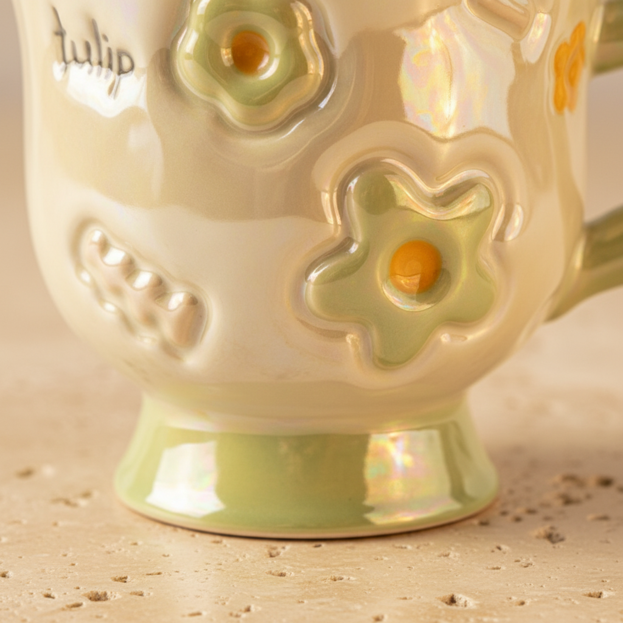 Mug Vert Design Fleur en Relief en Céramique – Style Moderne Tunisie