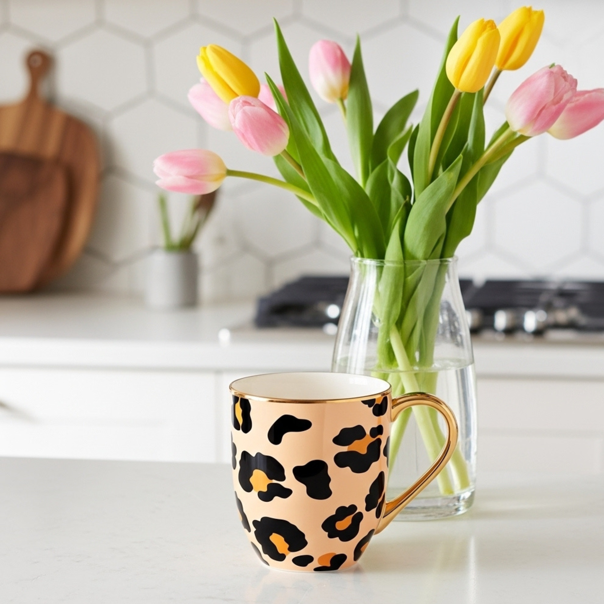 Mug Léopard en Céramique – Bord et Anse Dorés