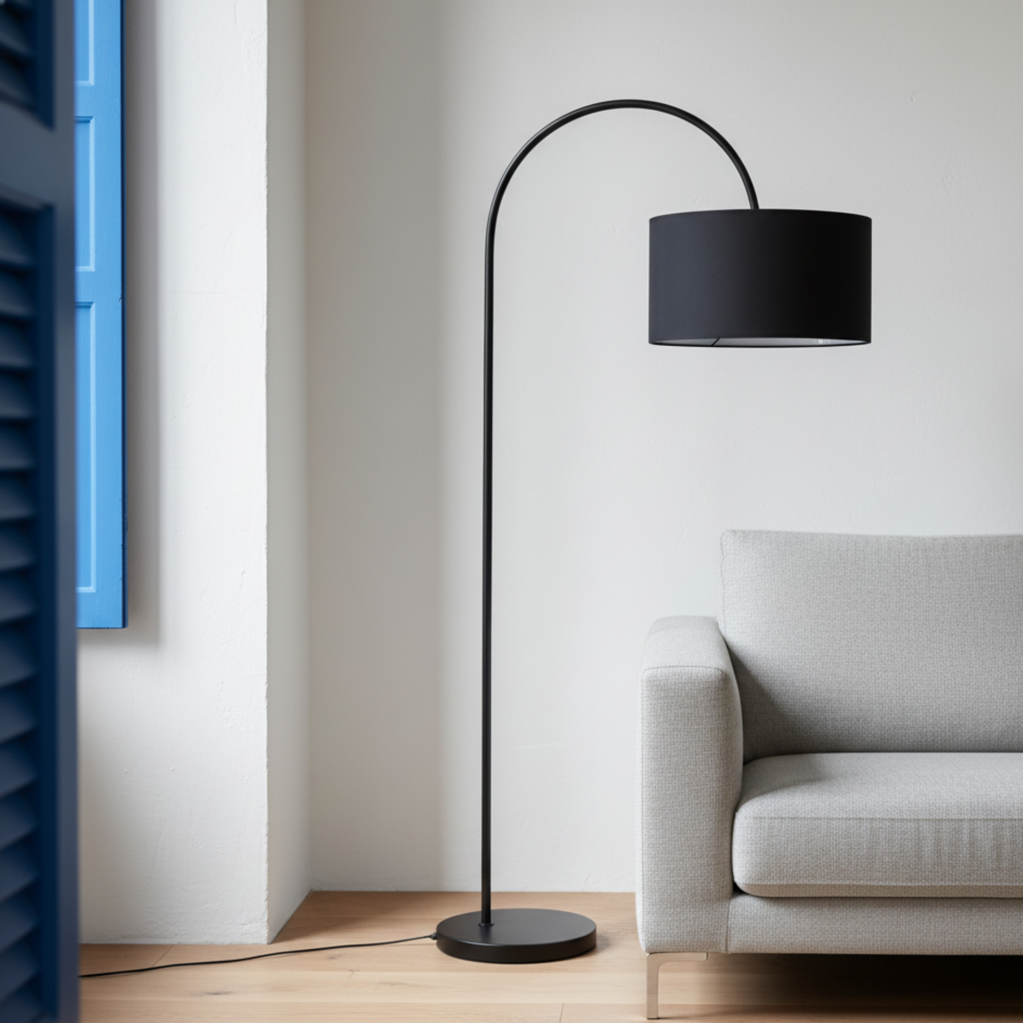 Lampadaire Noir Métal | Style Scandinave Tunisie | Fiolla Home