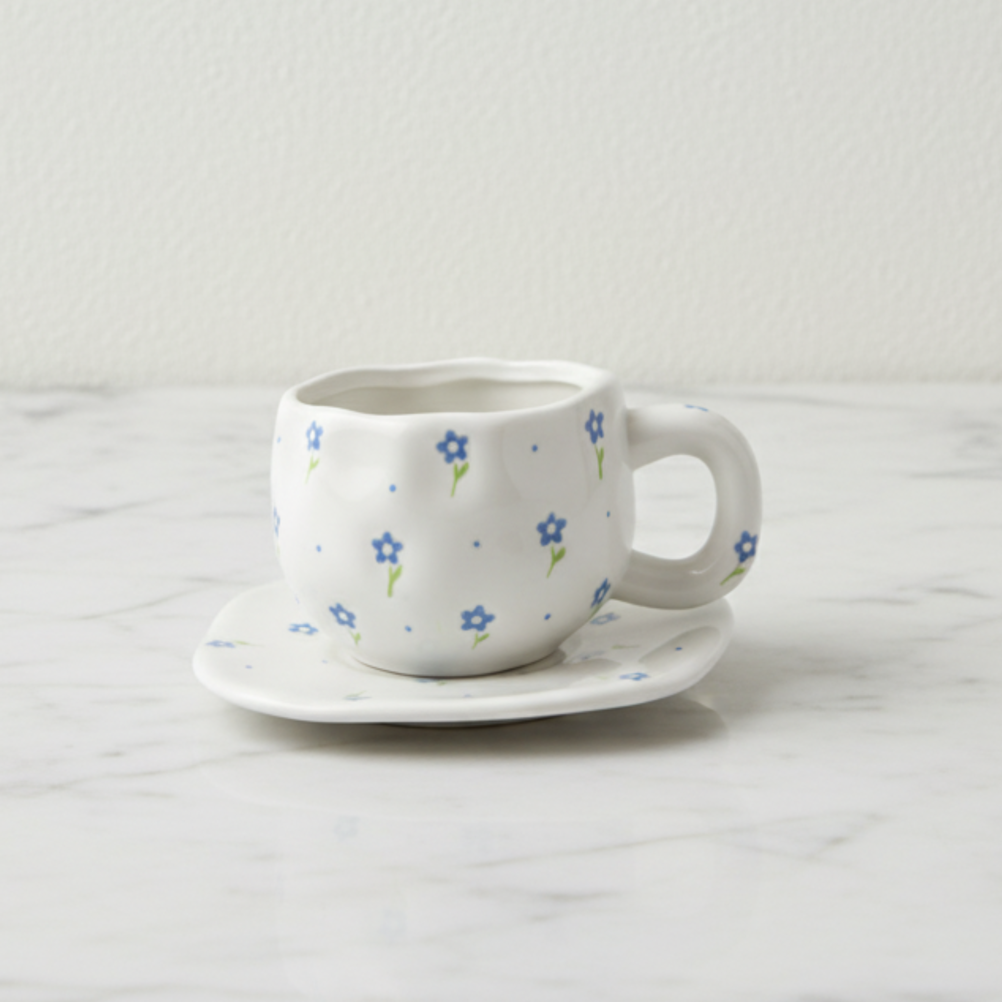 Tasse Fleurie Bleue avec Sous-Tasse | Céramique Tunisie | Fiolla Home