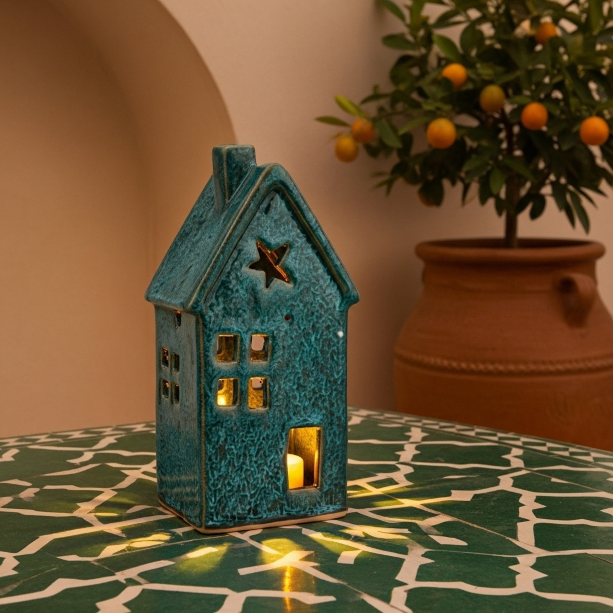 Cache-Bougie Maison en Céramique Turquoise – Fait Main en Tunisie