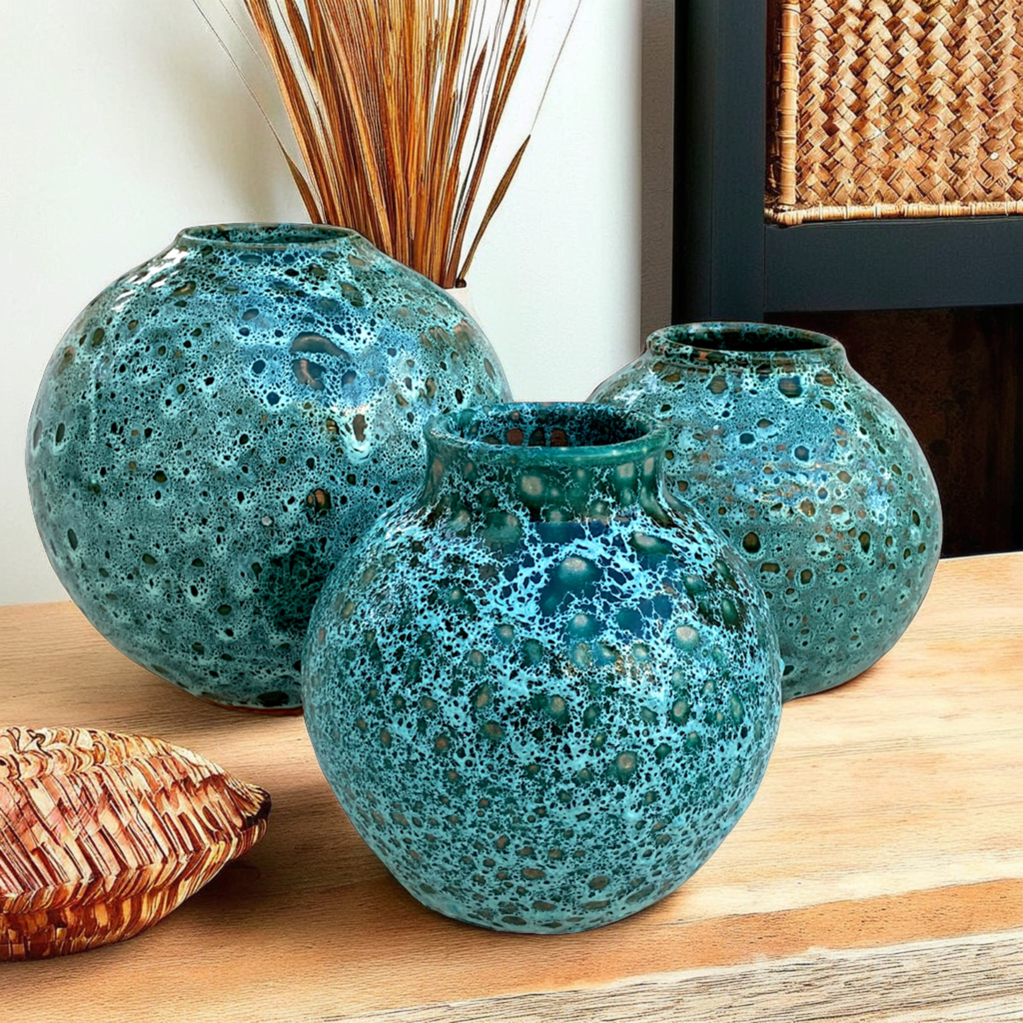 Vases Décoratifs Artisanaux | Élégance et Originalité | Fiolla Home