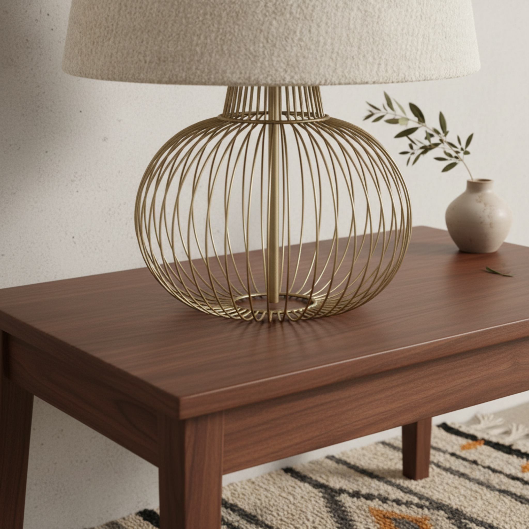 Lampe de Table Grège en Tissu Bouclette et Pied Filaire Design