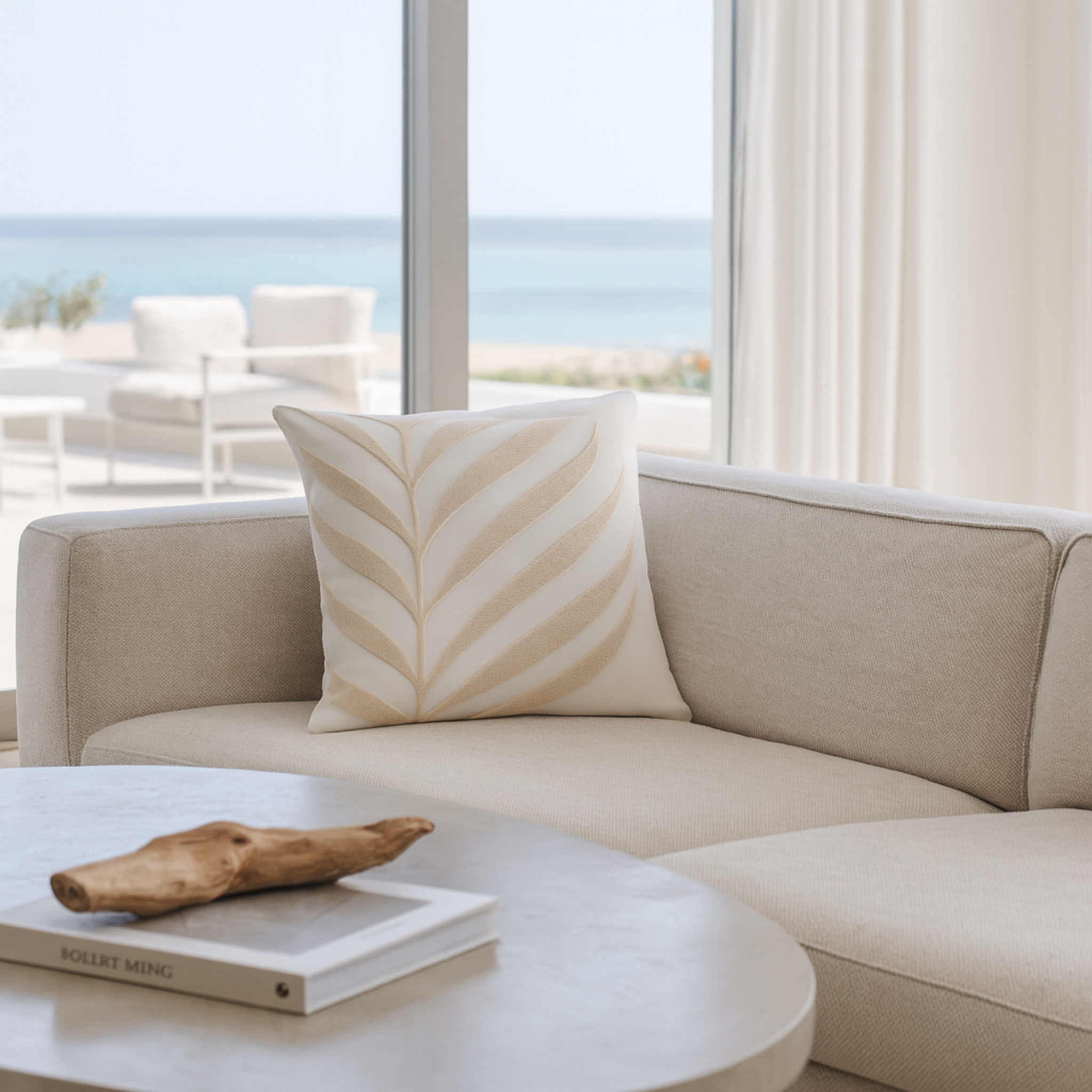 Coussin Feuille Beige – Bouclette Texturée Tunisie | Fiolla Home
