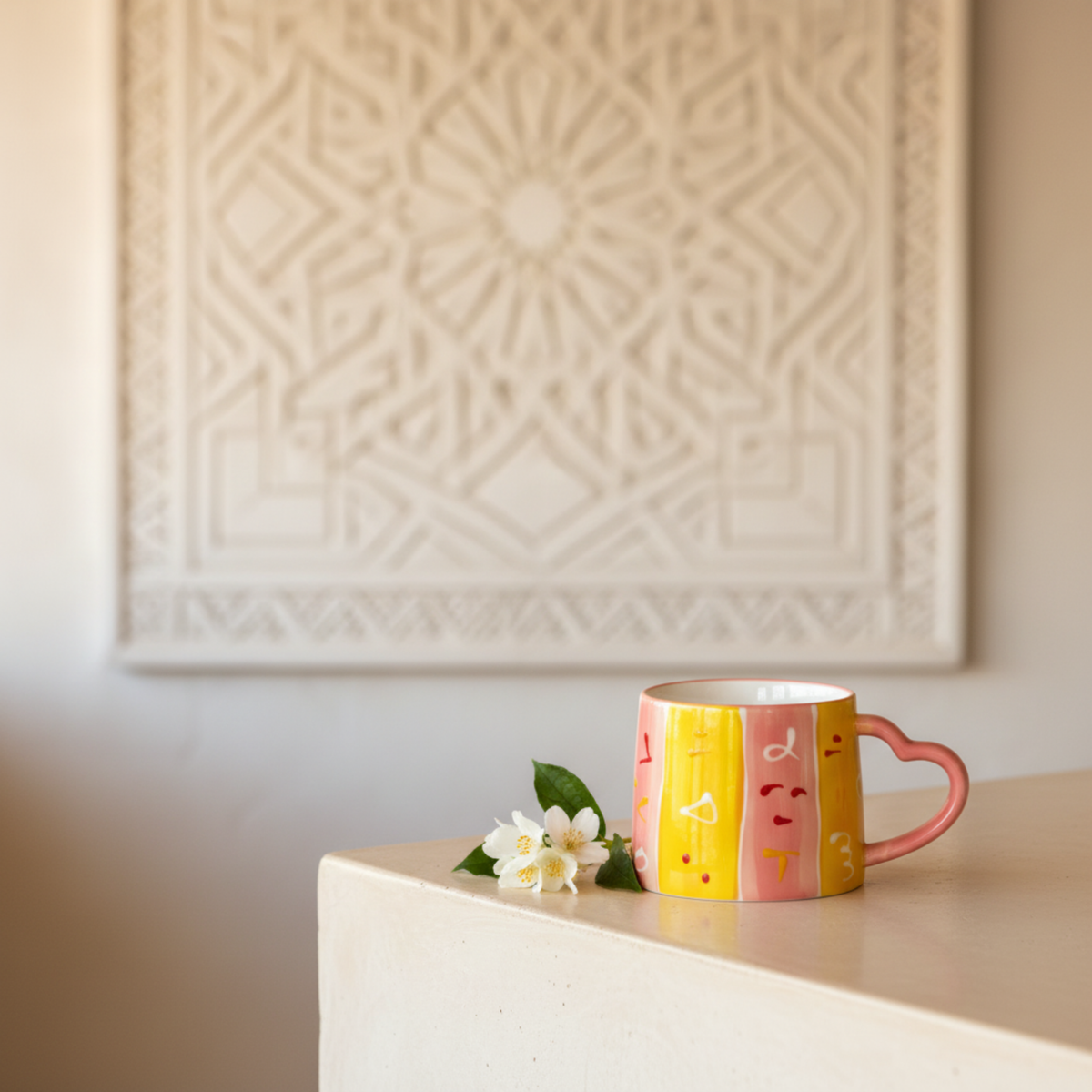 Mug Coloré avec Anse en Forme de Cœur | Tasse Originale en Céramique