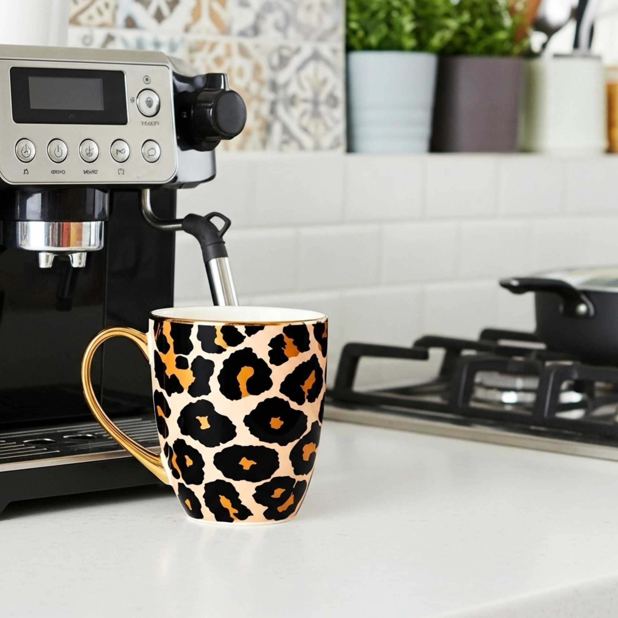 Mug Léopard Doré – Élégance Sauvage en Céramique Fiolla Home