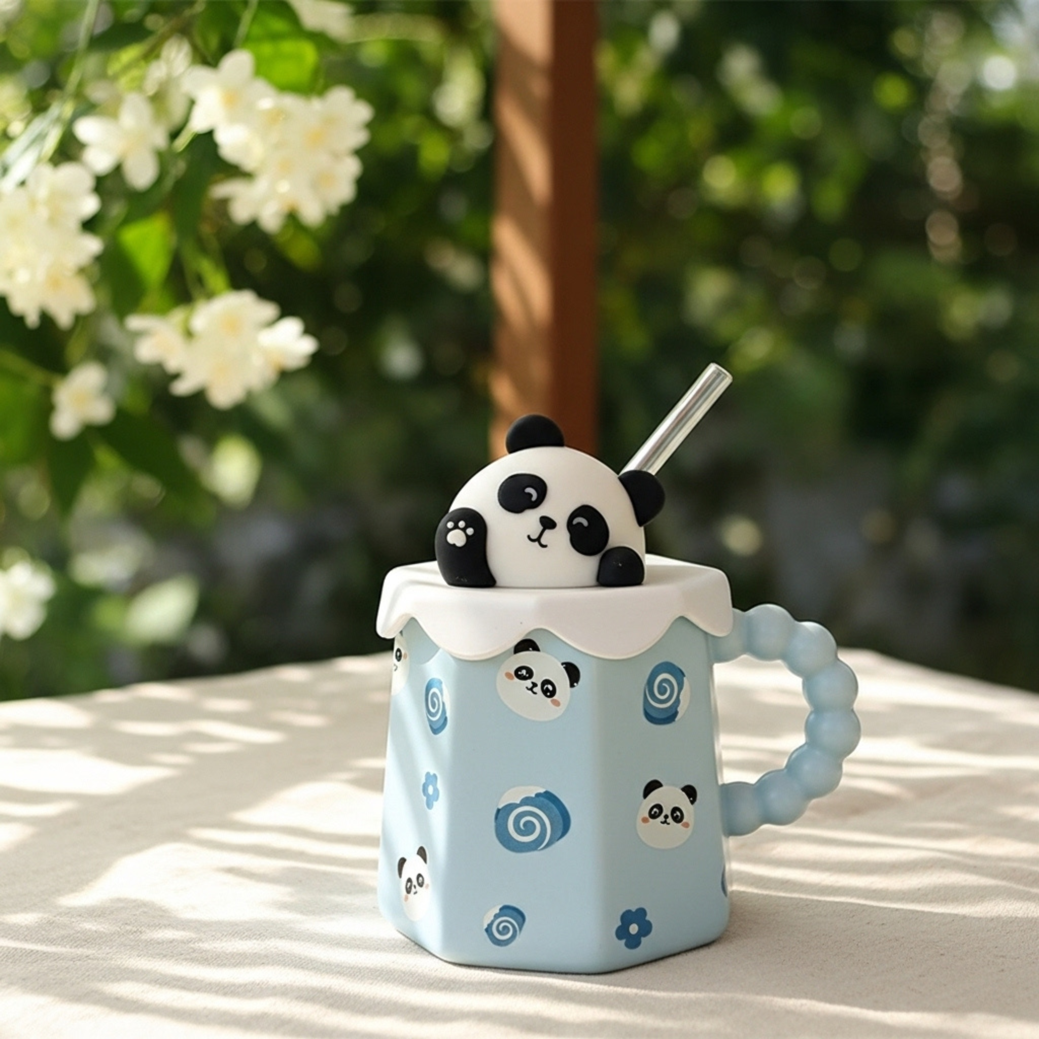 Mug Panda Bleu avec Paille – Couvercle 3D & Poignée Perlée