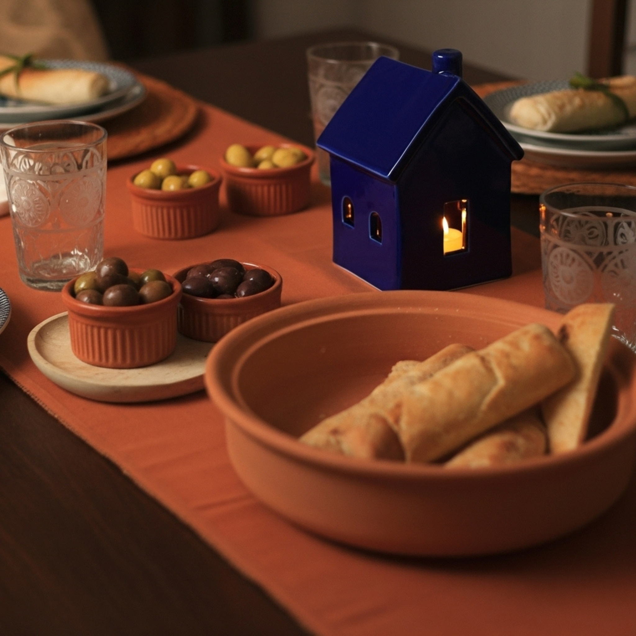 Cache-Bougie Maison en Céramique Bleu Sidi – Lueur Cocooning