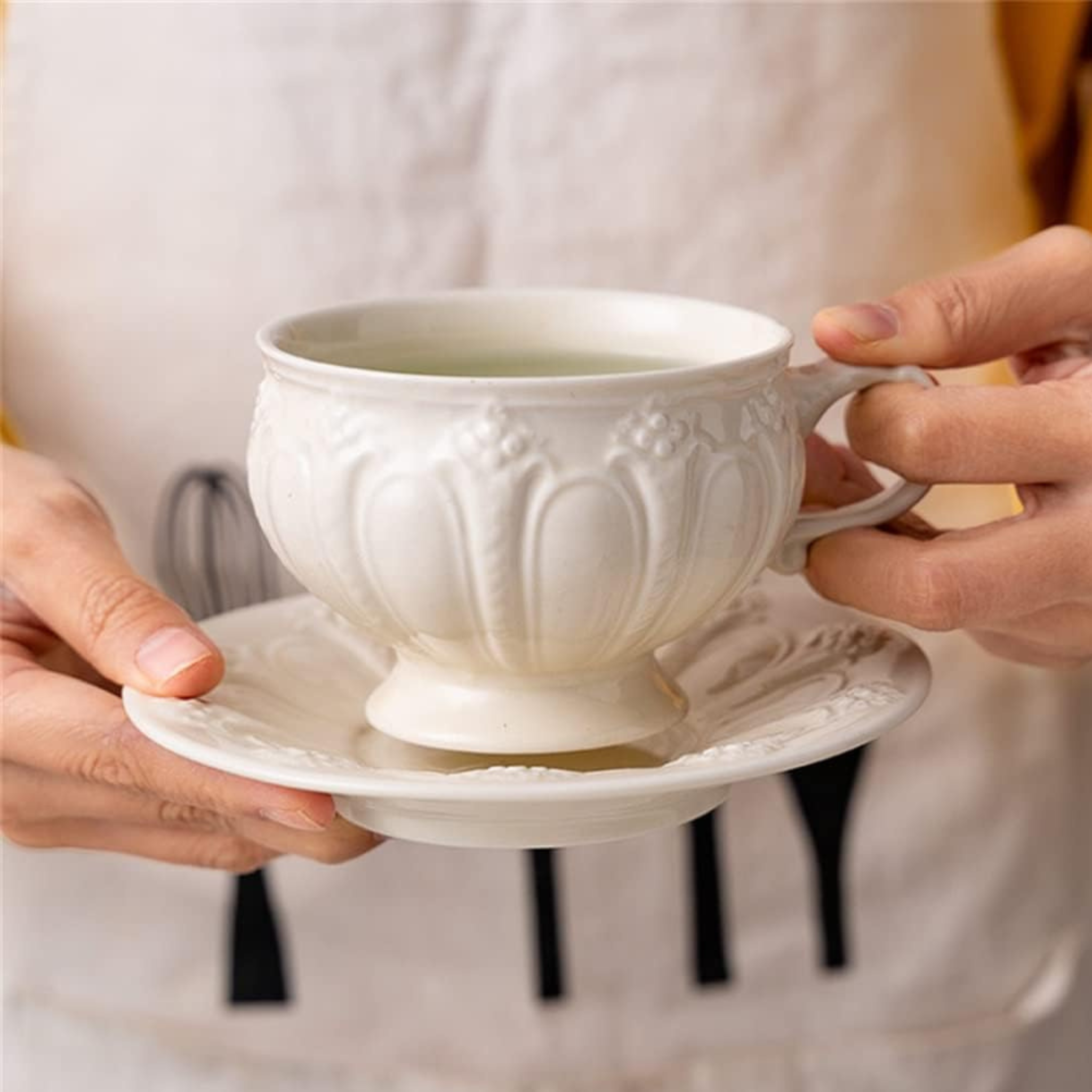 Service Porcelaine Blanche Café au Lait – 6 Tasses + Théière | Fiolla Home