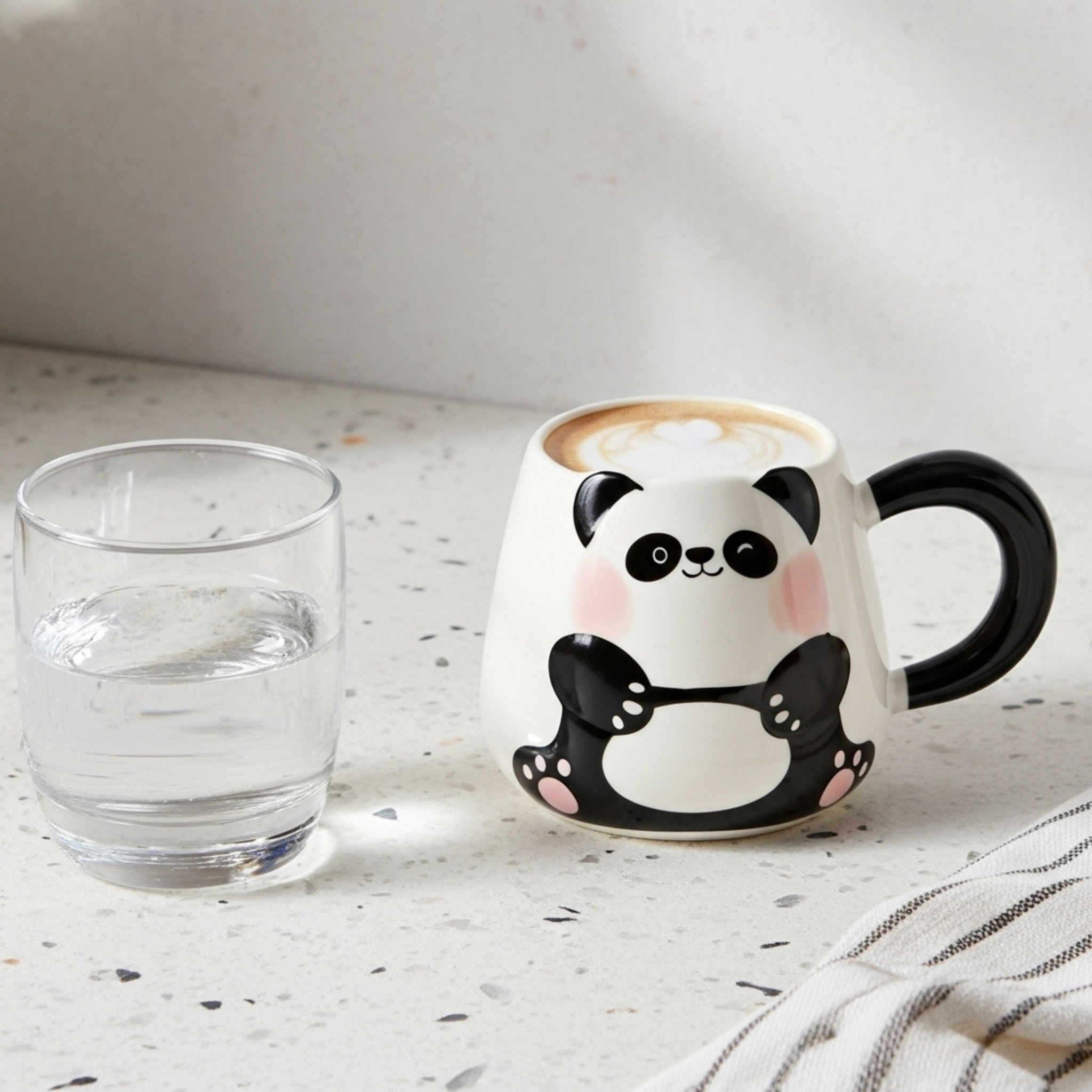Mug Panda en Céramique – Anse Noire Confort | Fiolla Home