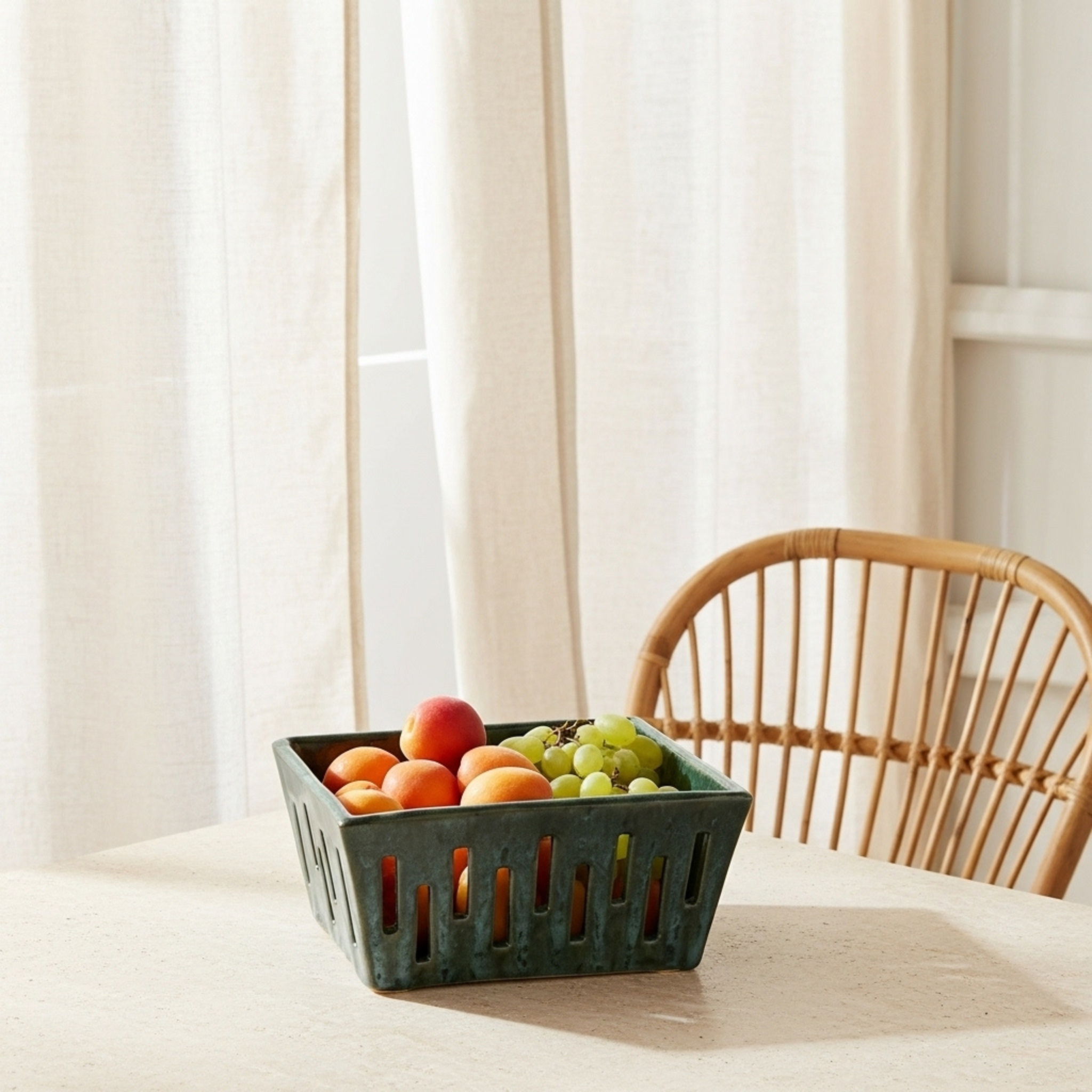Panier de Cuisine en Céramique Carré – Inspiration Tunisienne Authentique