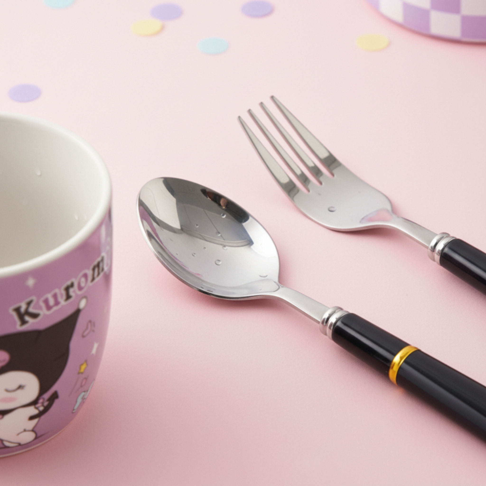 Coffret Petit Déjeuner Kuromi 4 Pièces : Tasse, Bol & Couverts