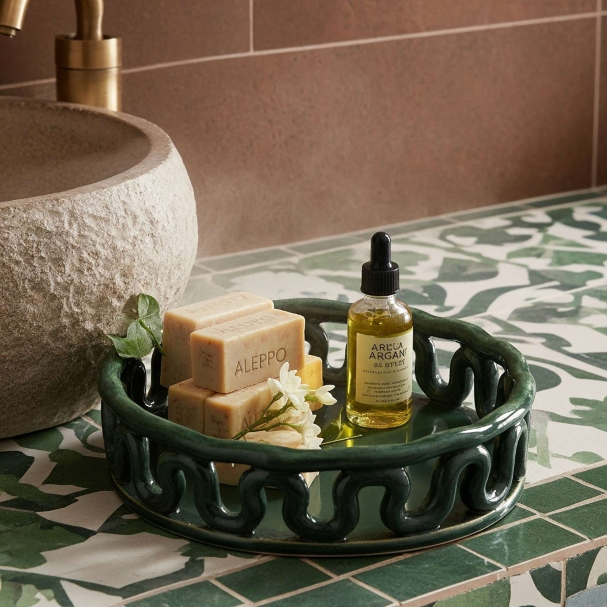 Plateau en céramique Handmade – Rond ajouré, multi-usage