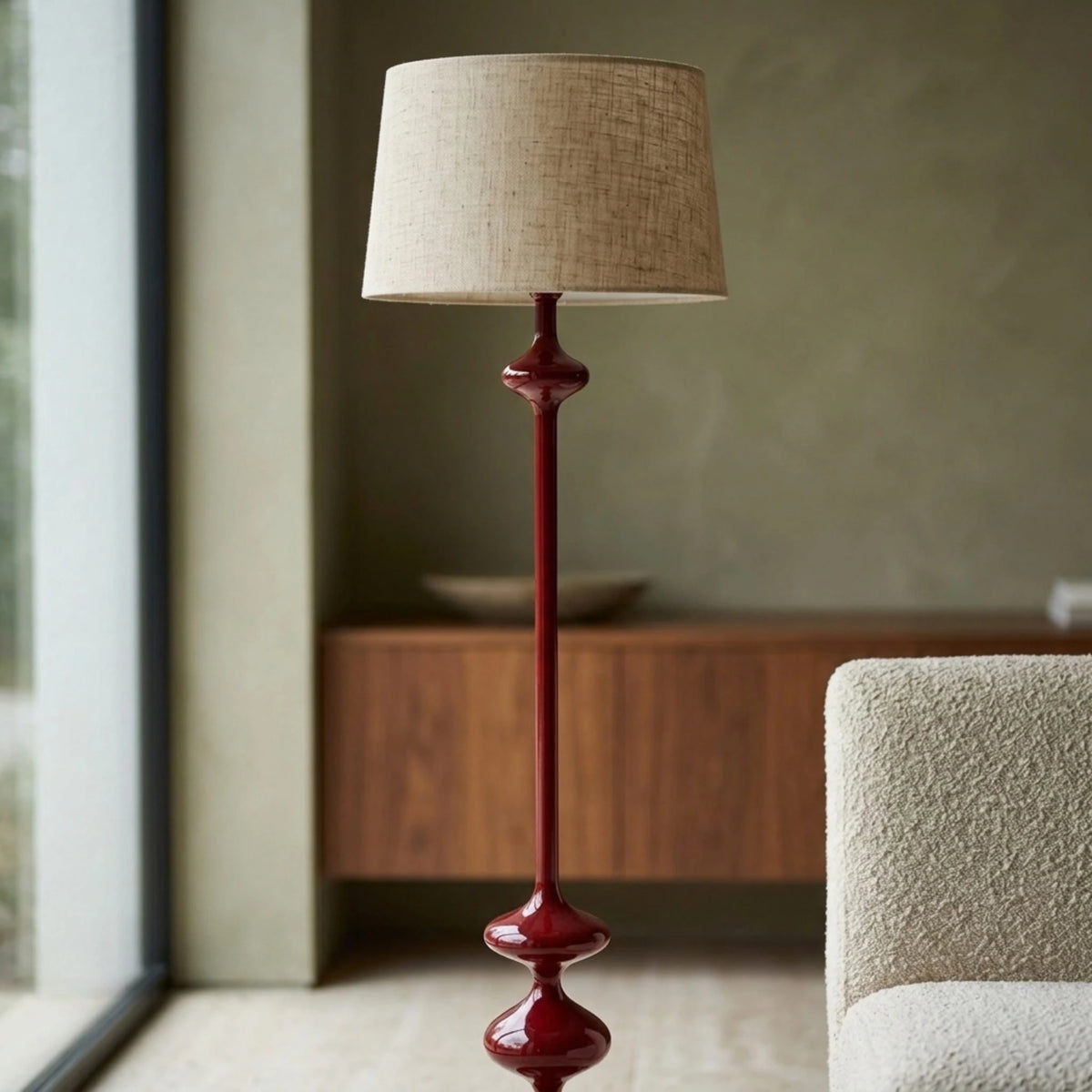 Lampadaire Rouge Tunisie | Bois Tourné Pièce Unique | Fiolla Home