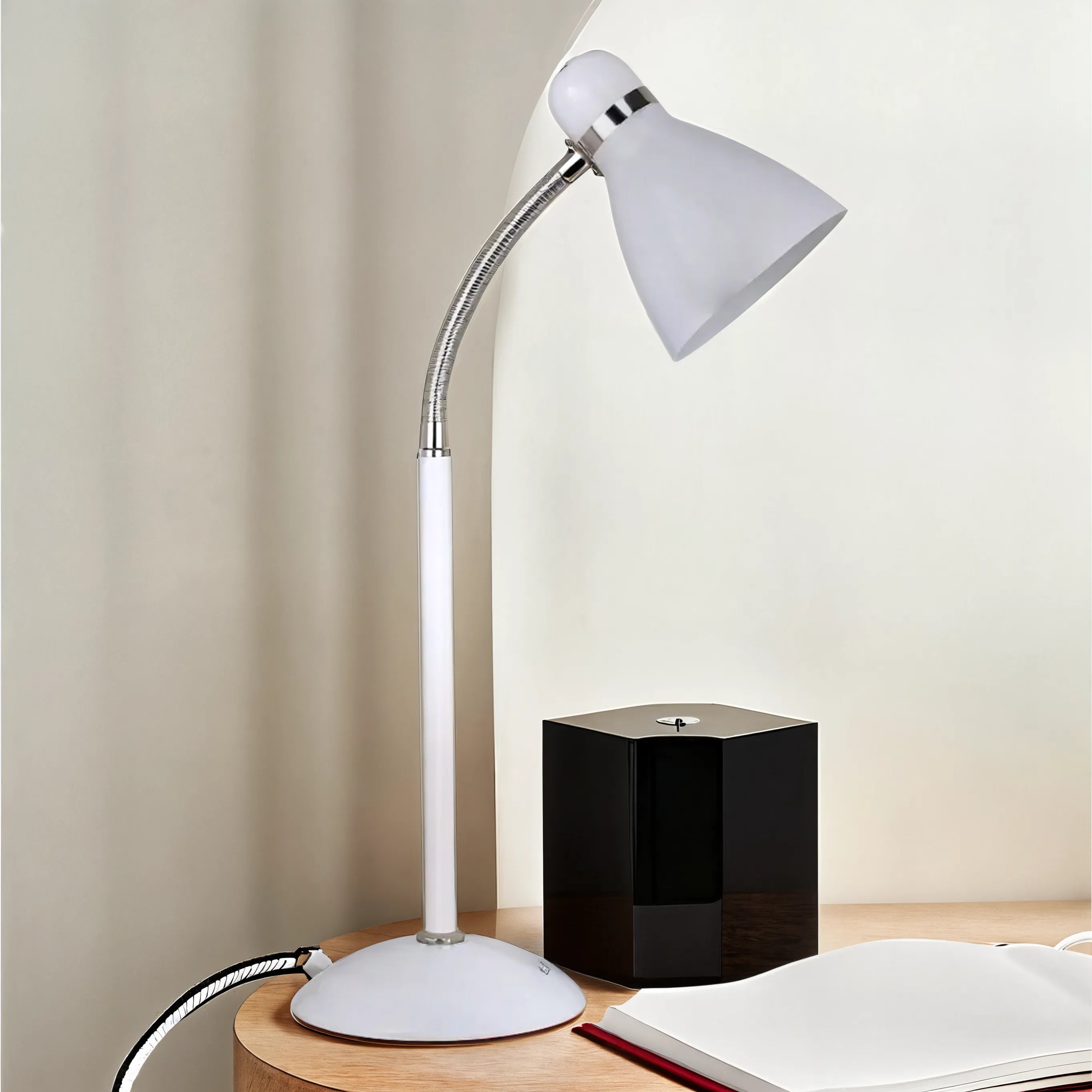 Lampe de Bureau Flexible | Éclairage Ajustable | Fiolla Home