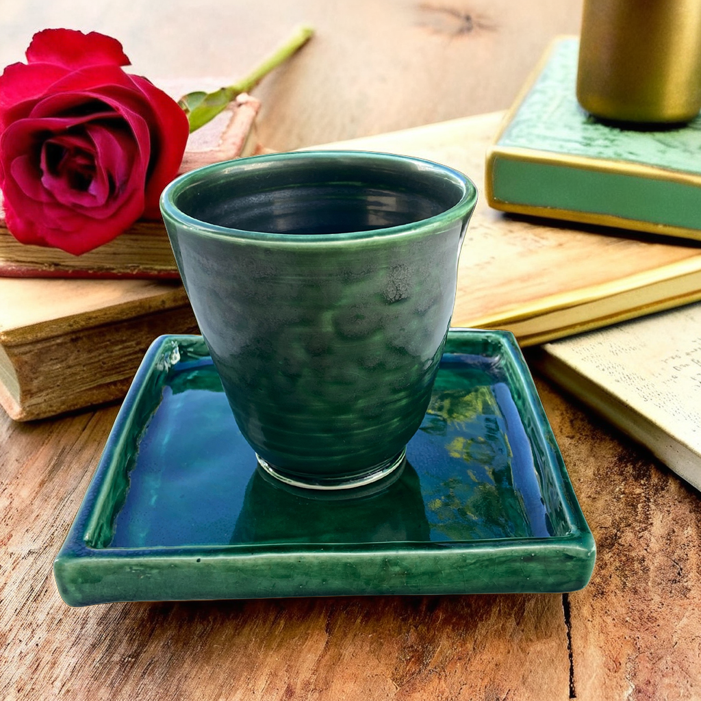 Ensemble Tasse et Soucoupe Verte | Artisanat Raffiné | Fiolla Home