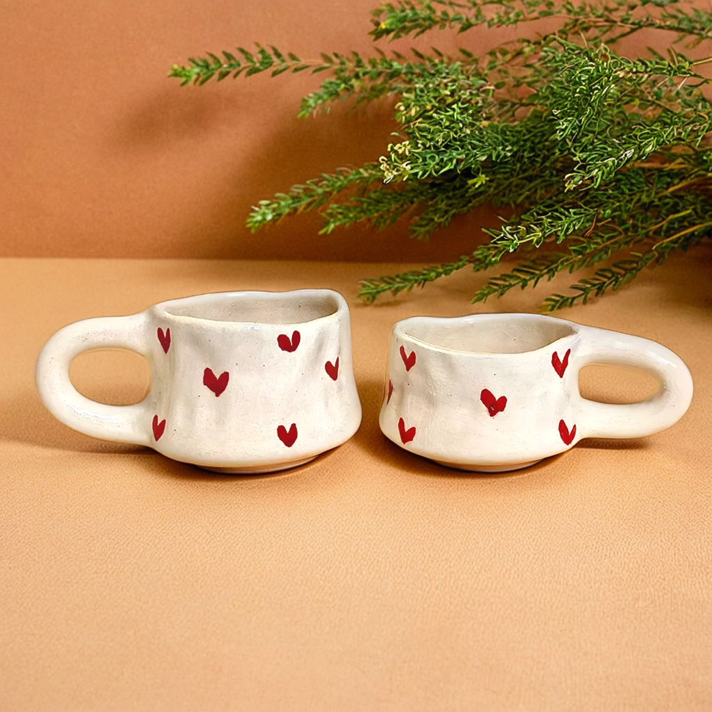 Tasse en Céramique Artisanale | Motifs Coeur Rouge | Fiolla Home