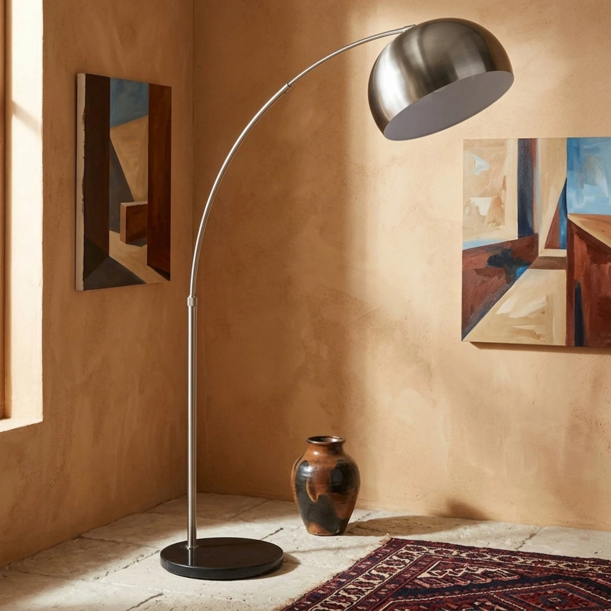 Lampadaire Arc Argenté Tunisie | Grand Dôme & Socle Noir | Fiolla Home