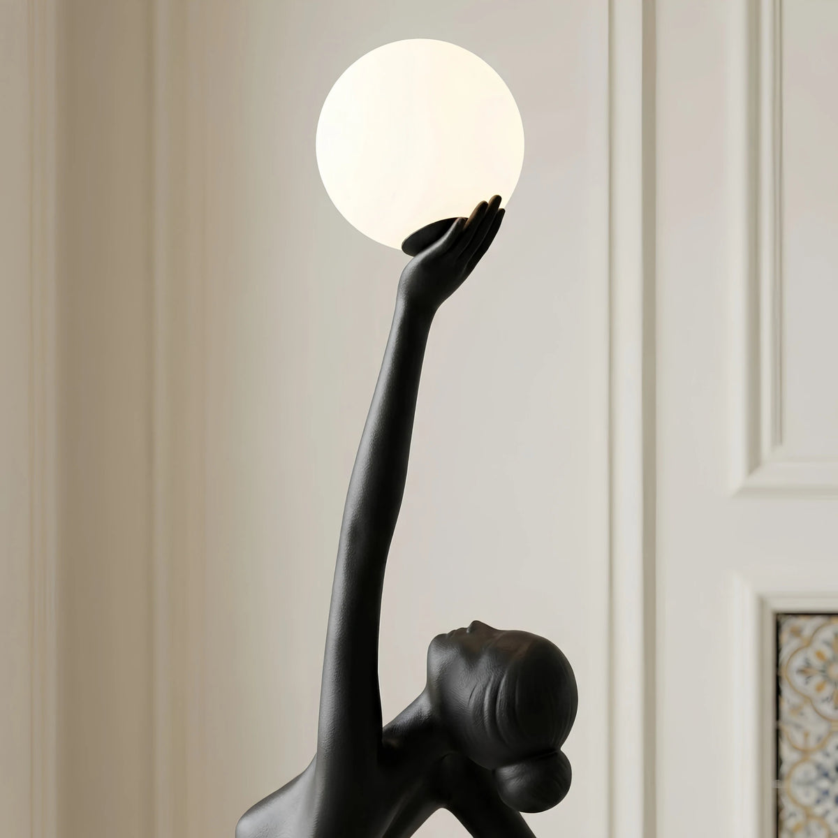 Lampadaire Danseuse Tunisie | Sculpture Noire 210 cm | Fiolla Home