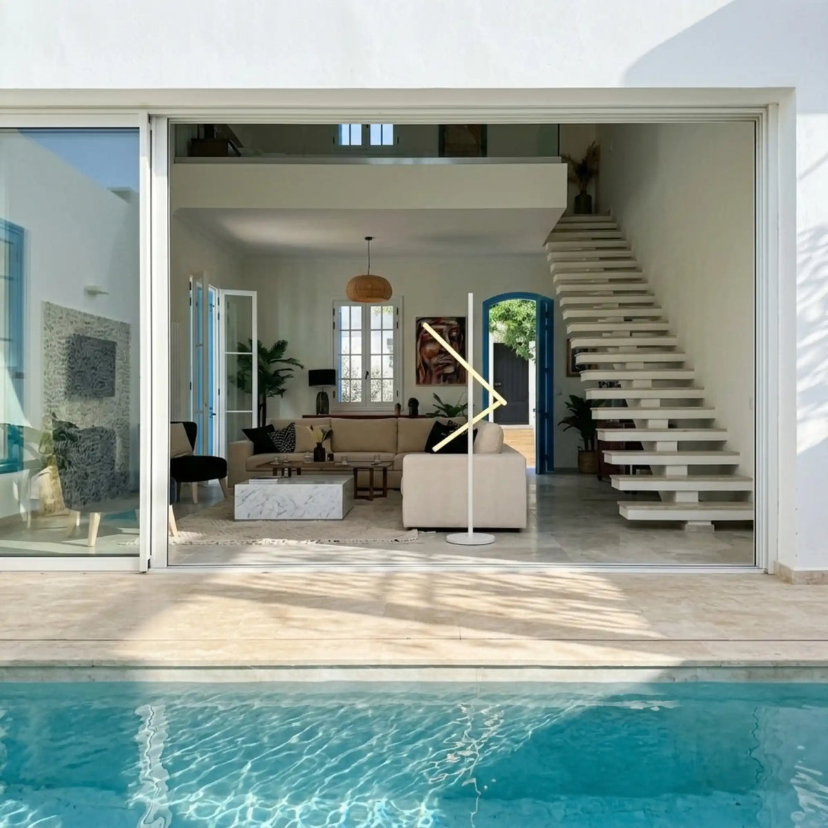 Lampadaire LED Géométrique Blanc – Design Minimaliste